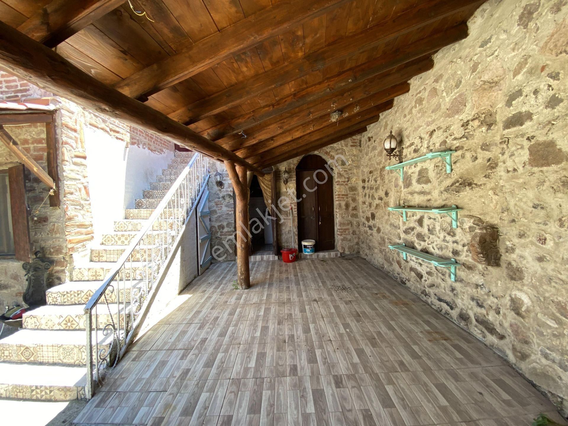 Balıkesir Ayvalık Kucukkoy De Satılık Taş Bina.tarihi Eser - Görsel 7