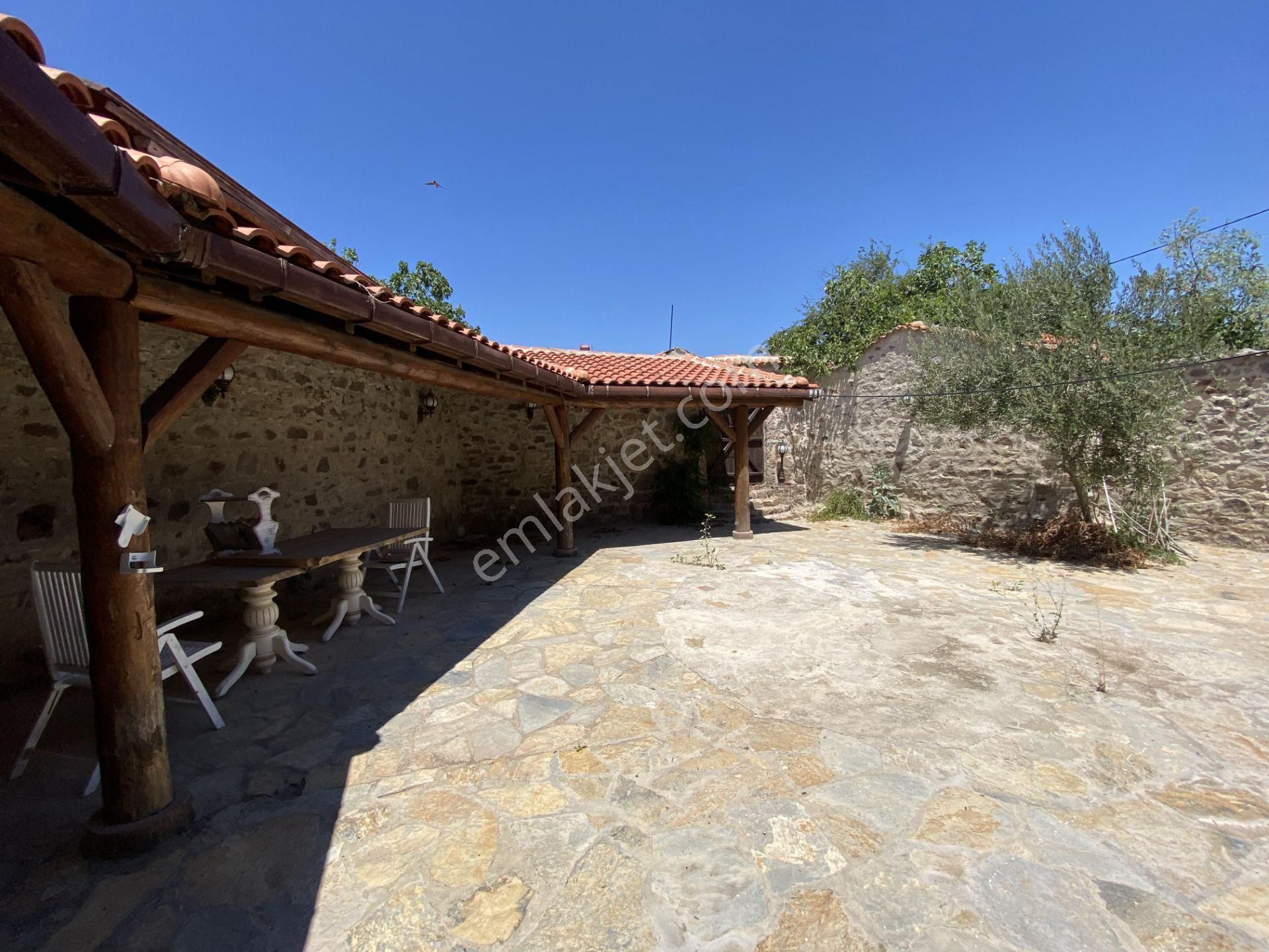 Balıkesir Ayvalık Kucukkoy De Satılık Taş Bina.tarihi Eser - Görsel 21