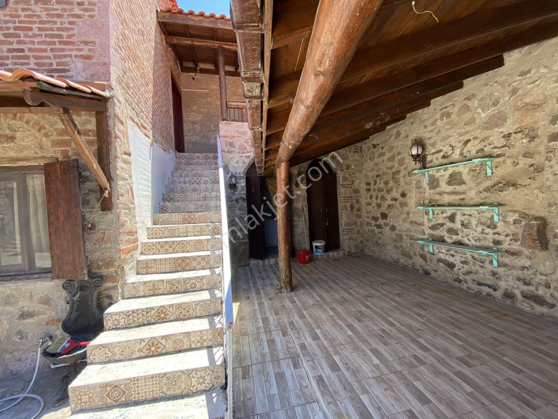 Balıkesir Ayvalık Kucukkoy De Satılık Taş Bina.tarihi Eser - Görsel 6