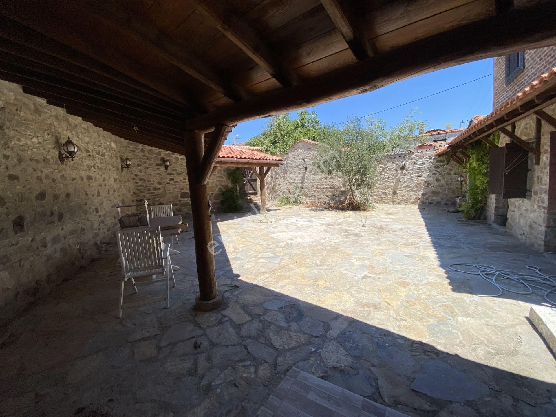 Balıkesir Ayvalık Kucukkoy De Satılık Taş Bina.tarihi Eser - Görsel 25