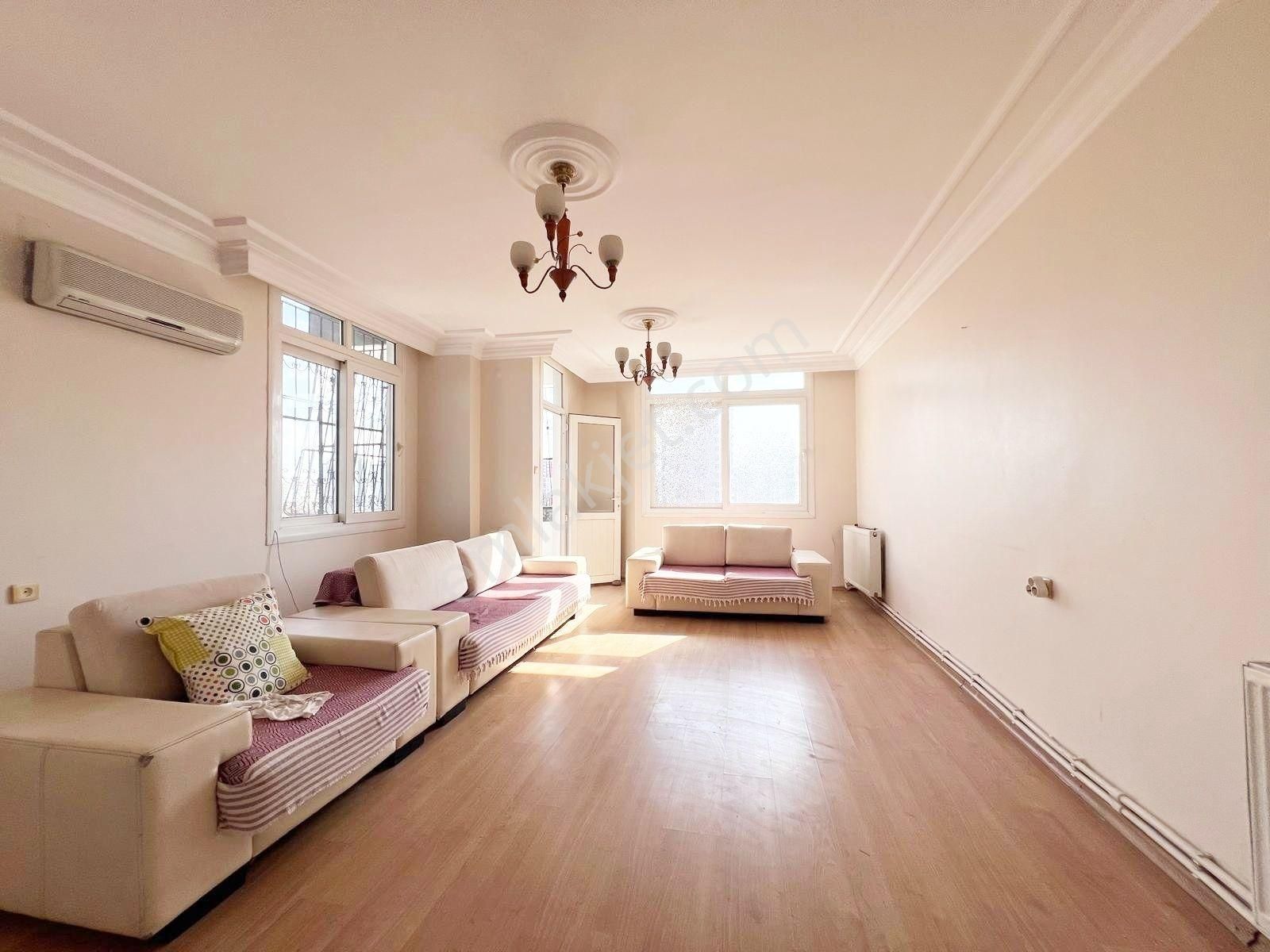 Adana Çukurova Huzurevlerinde Güney Doğu Batı Cephe Geniş Oturumlu 3+1 Doğalgazlı - Görsel 3