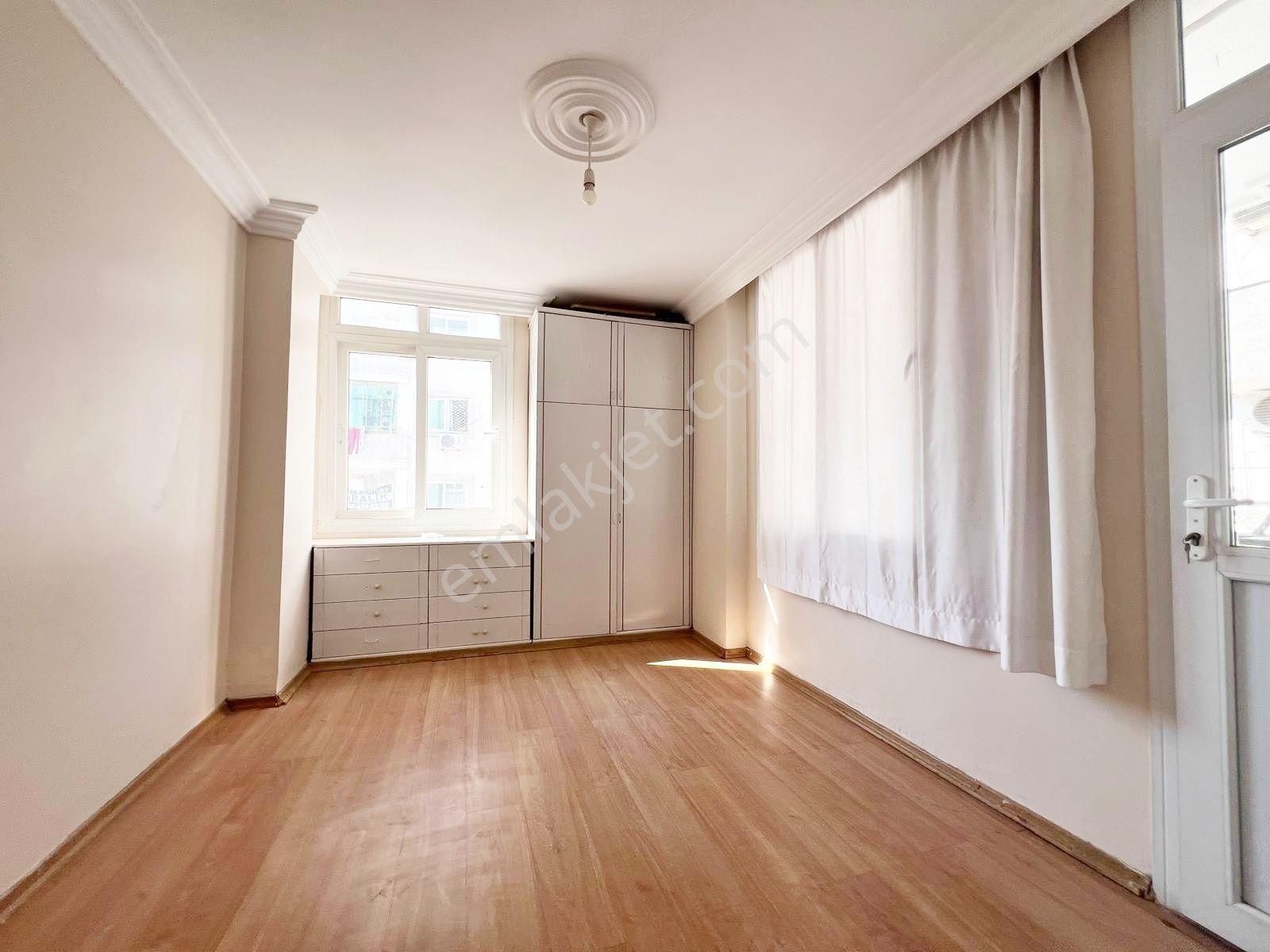 Adana Çukurova Huzurevlerinde Güney Doğu Batı Cephe Geniş Oturumlu 3+1 Doğalgazlı - Görsel 22