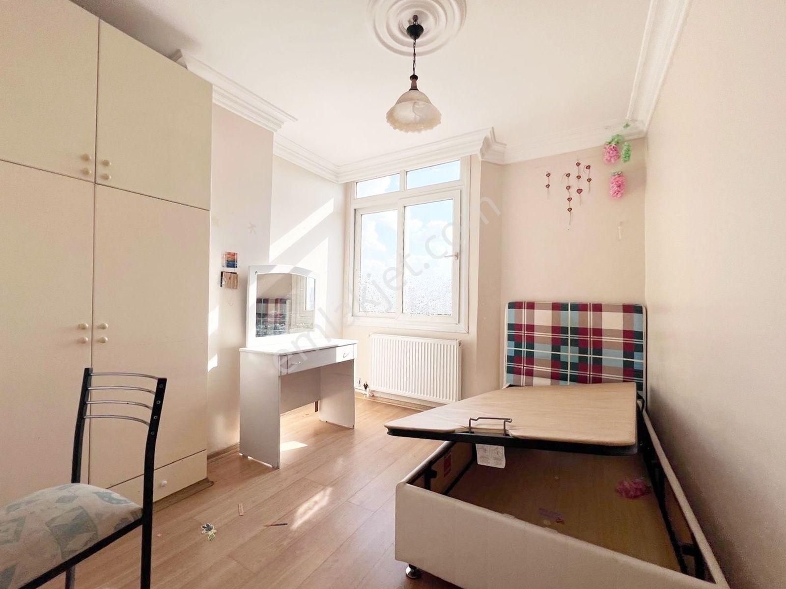 Adana Çukurova Huzurevlerinde Güney Doğu Batı Cephe Geniş Oturumlu 3+1 Doğalgazlı - Görsel 12