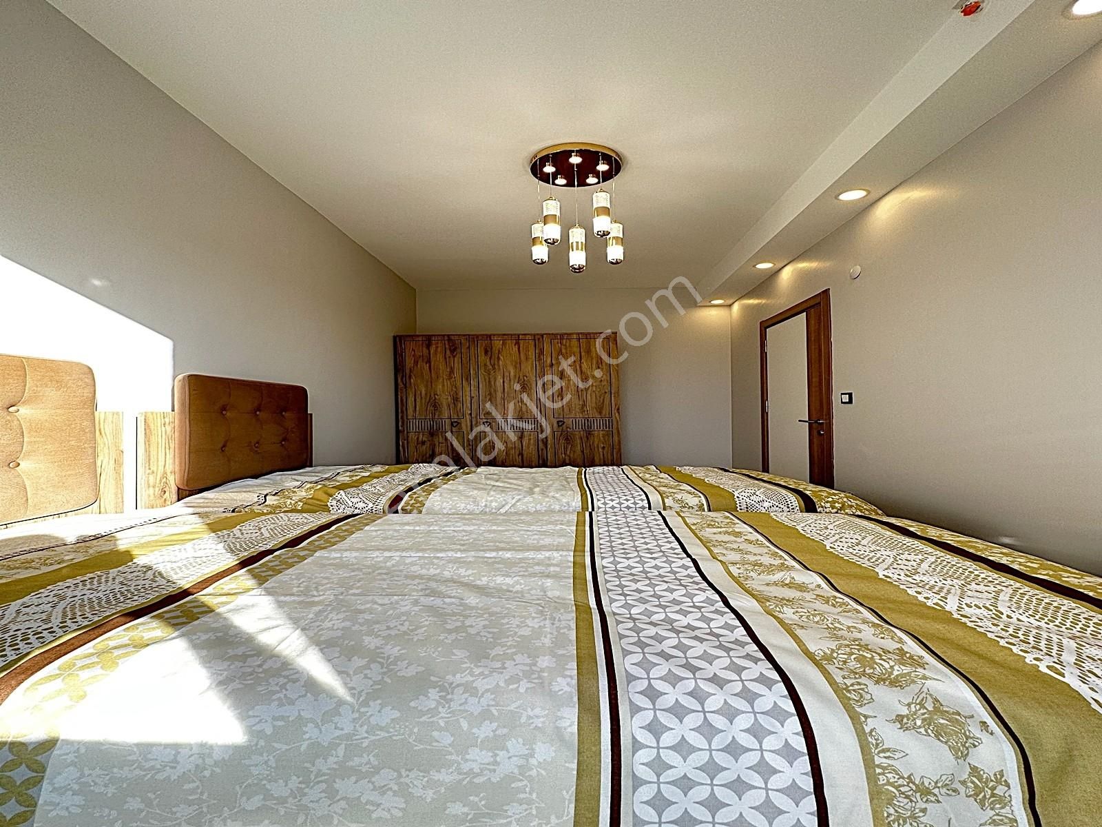 Lıon Yapıdan Metrobüse Yakın Site İçi Havuz+güvenlikli 1+1 Daire - Görsel 9