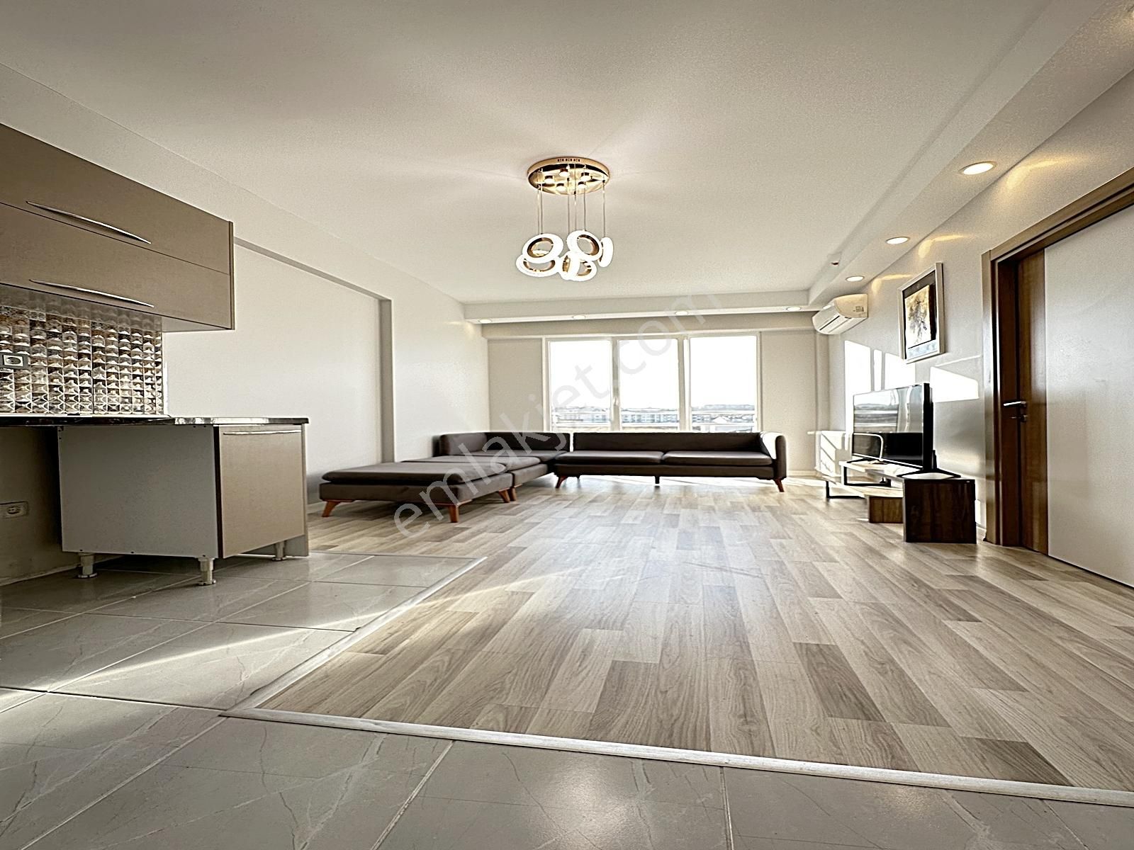 Lıon Yapıdan Metrobüse Yakın Site İçi Havuz+güvenlikli 1+1 Daire - Görsel 3