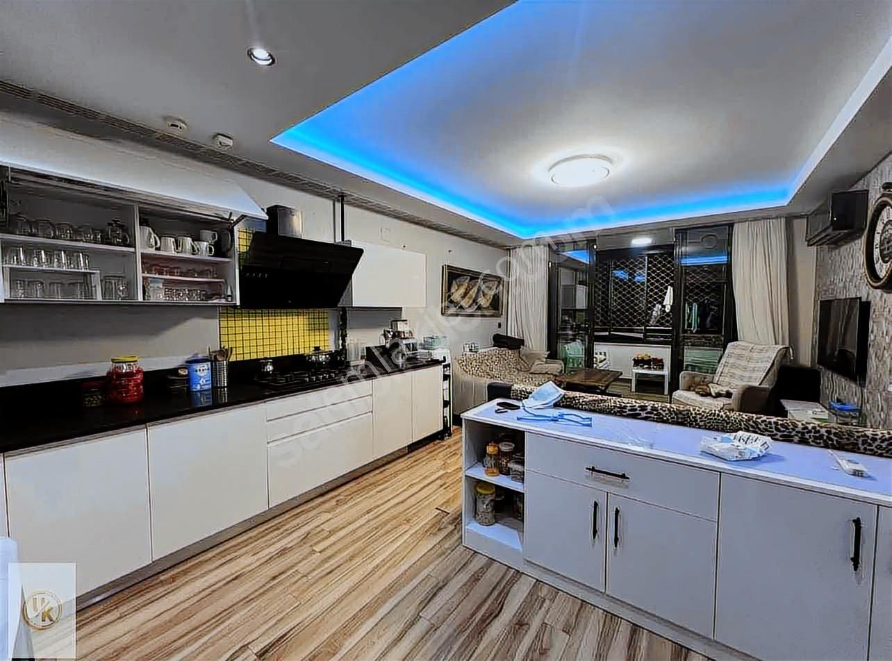 Venüs Panaromada 4+1 Ç.banyo G.odalı+kiler Havuz Güvenlik