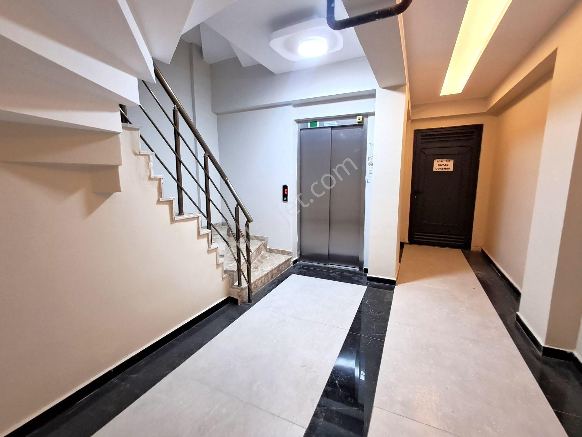 Karşıyaka Bostanlıda Yeni Binada Kiralık 2+1 Daire - Görsel 8