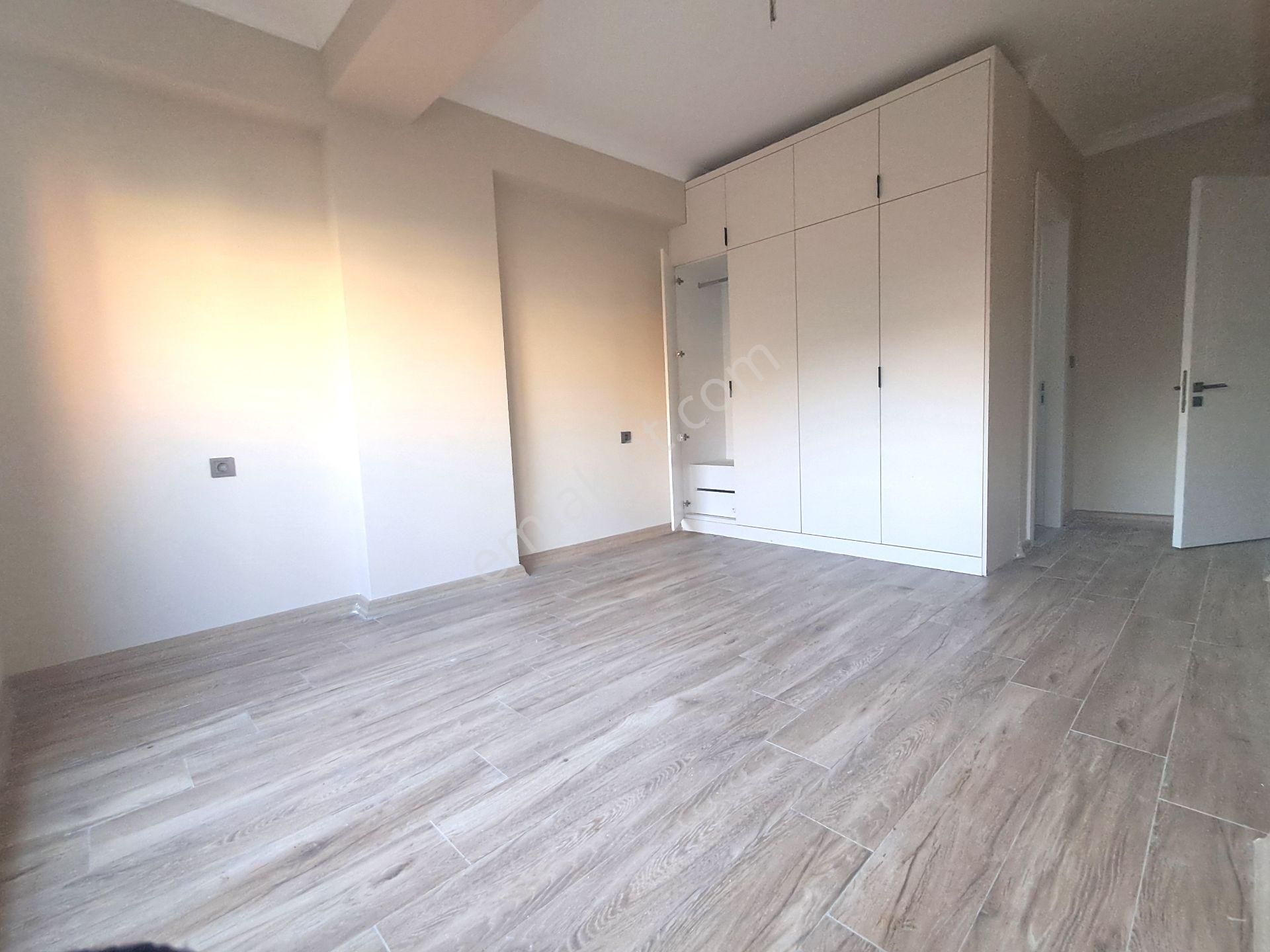 Karşıyaka Bostanlıda Yeni Binada Kiralık 2+1 Daire - Görsel 21