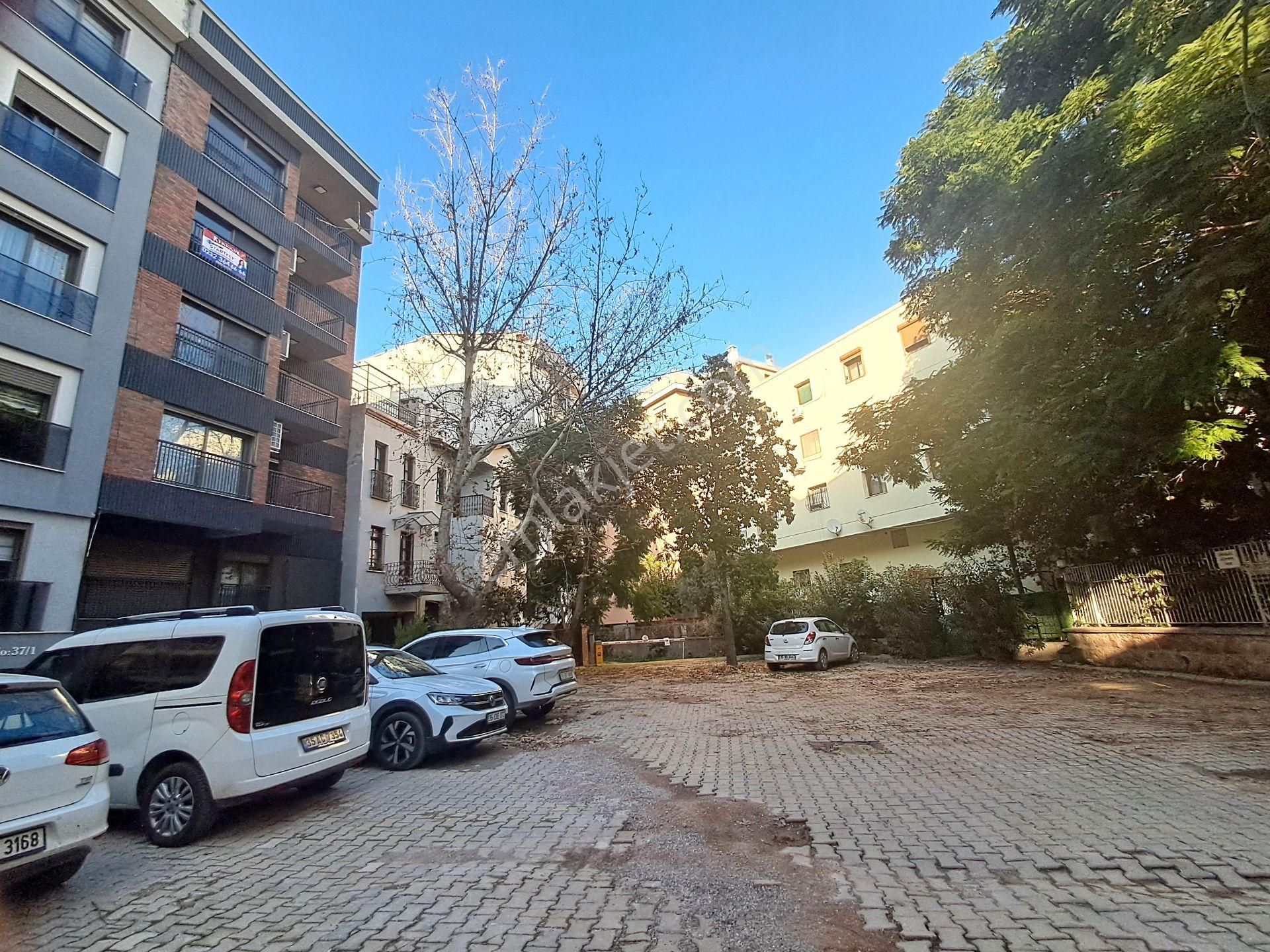 Karşıyaka Bostanlıda Yeni Binada Kiralık 2+1 Daire - Görsel 5