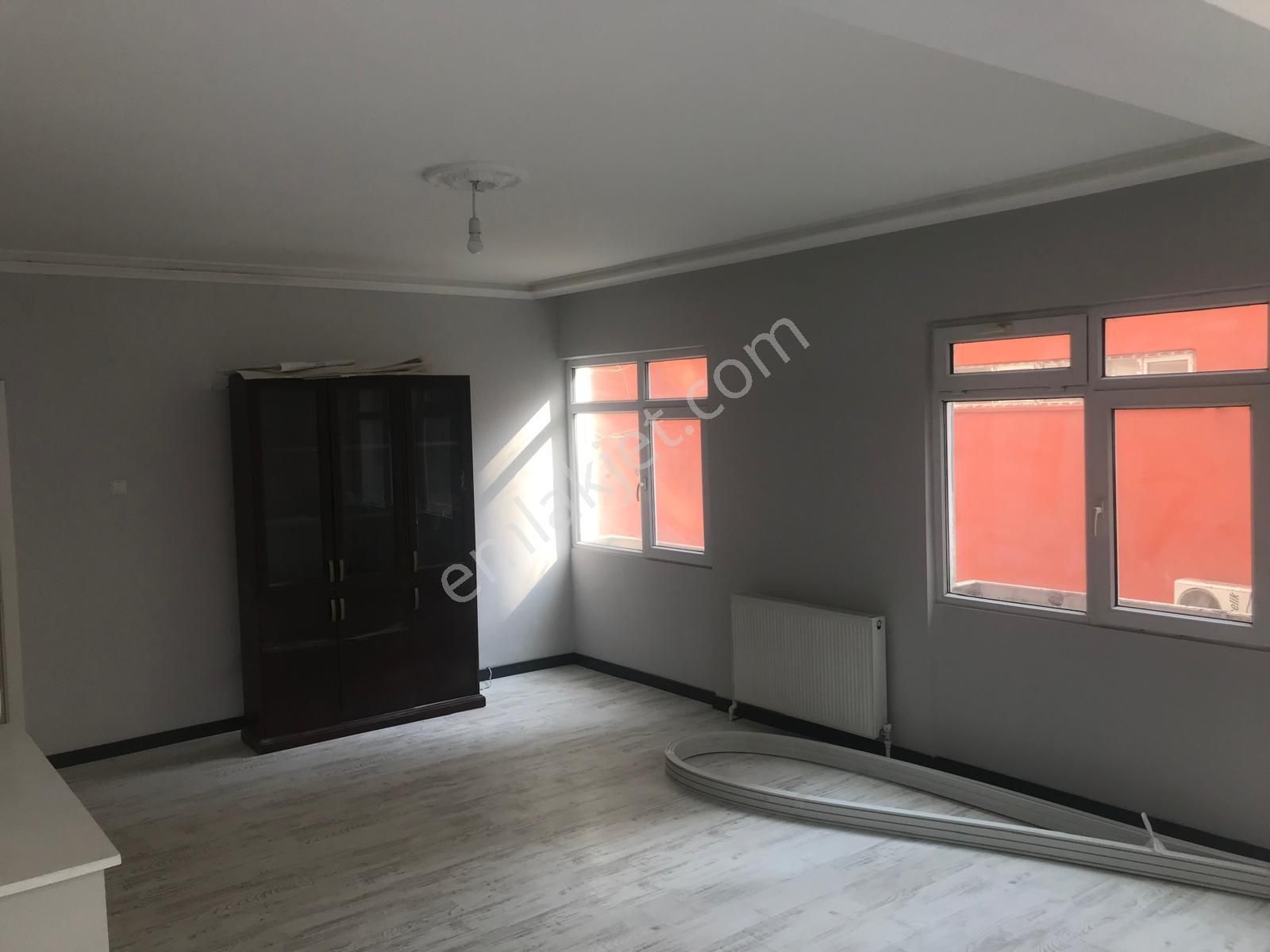 Kızılay Yeşilırmakta Konut, İşyeri Javdes Yanı Mükemmel 2+1 Boş - Görsel 5