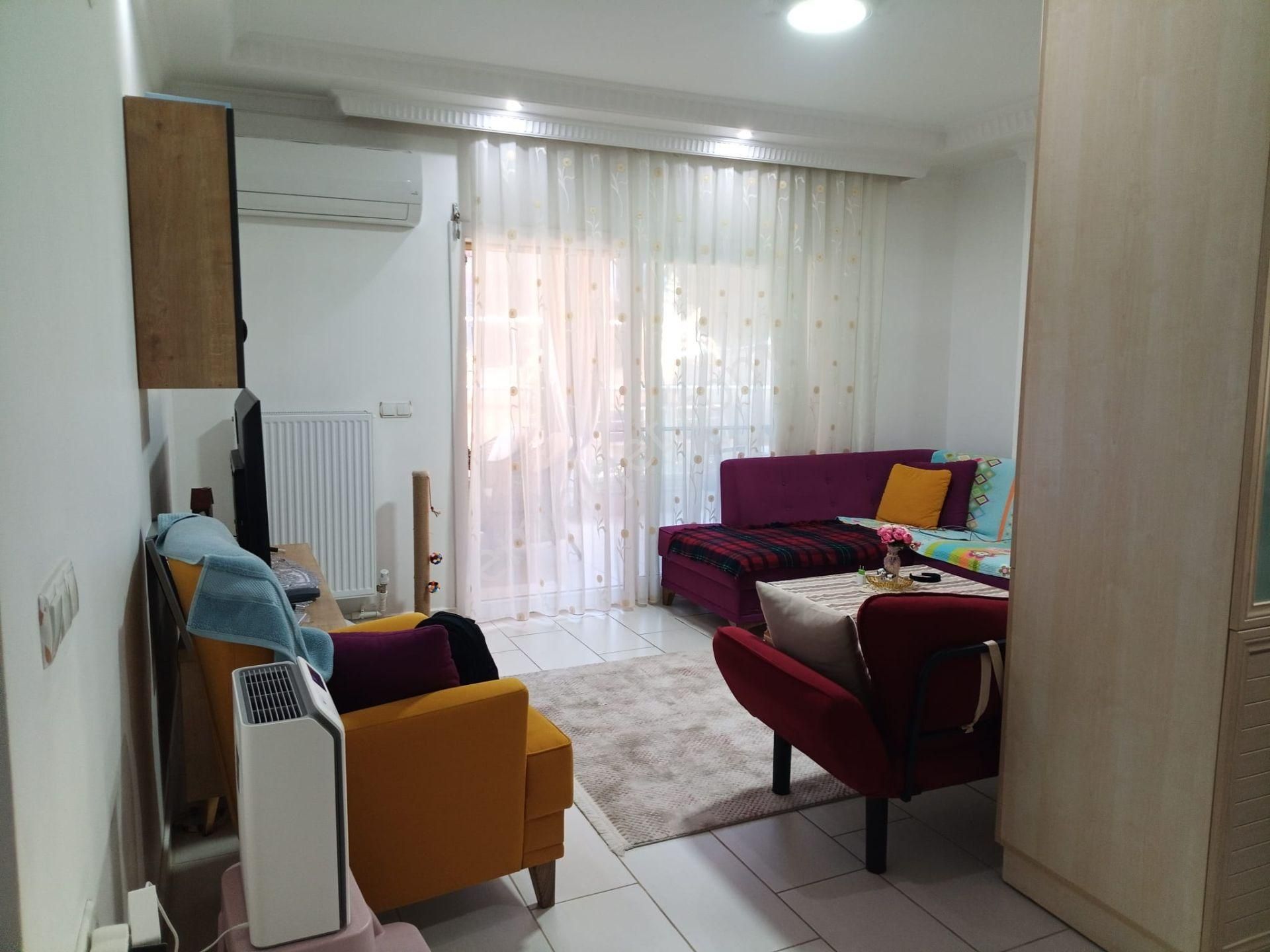 Kuşadası Ege Mahallesi’nde Satılık Kısmi Eşyalı 2+1 Bahçe Katı Daire - Görsel 6