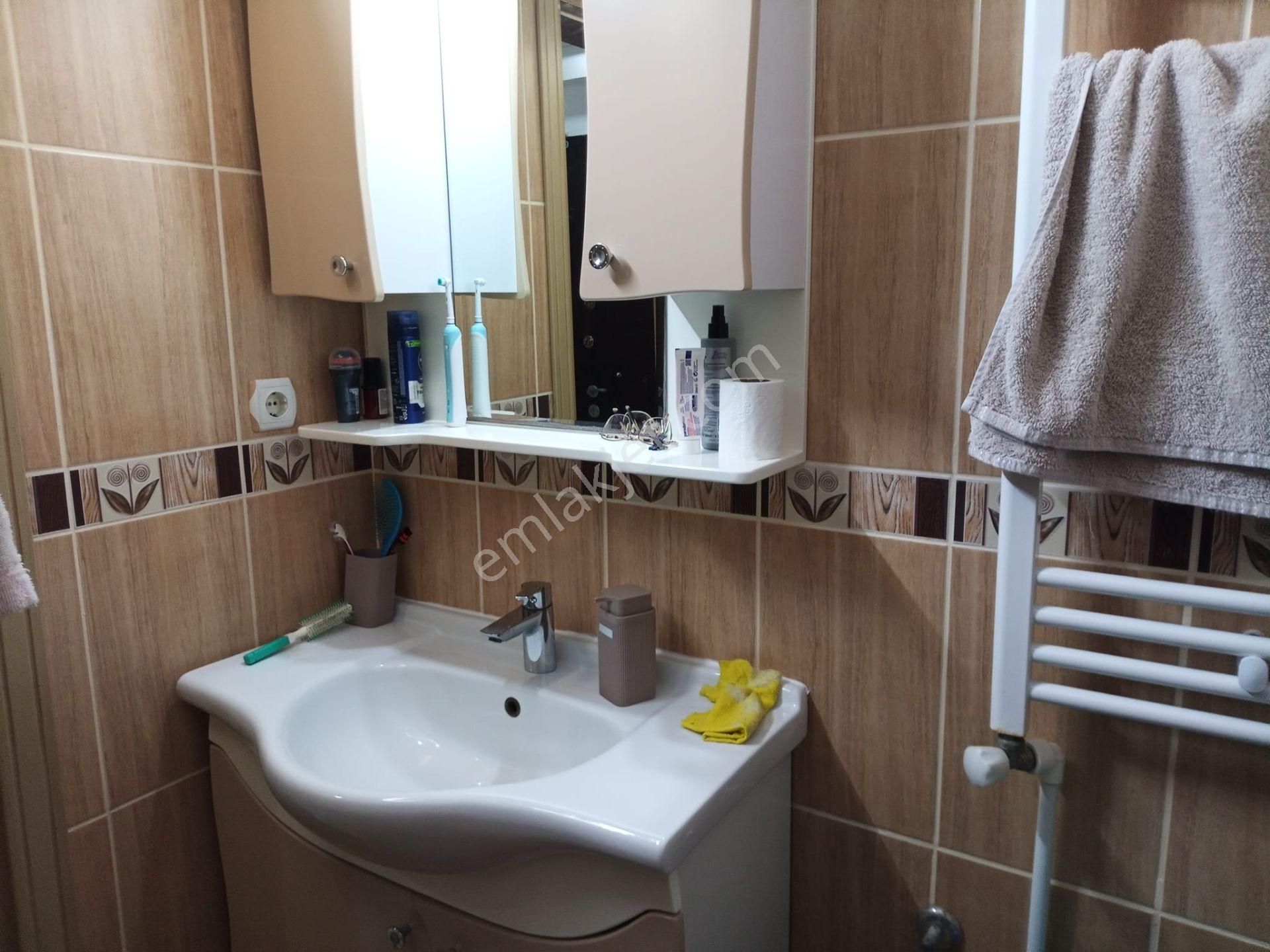 Kuşadası Ege Mahallesi’nde Satılık Kısmi Eşyalı 2+1 Bahçe Katı Daire - Görsel 20