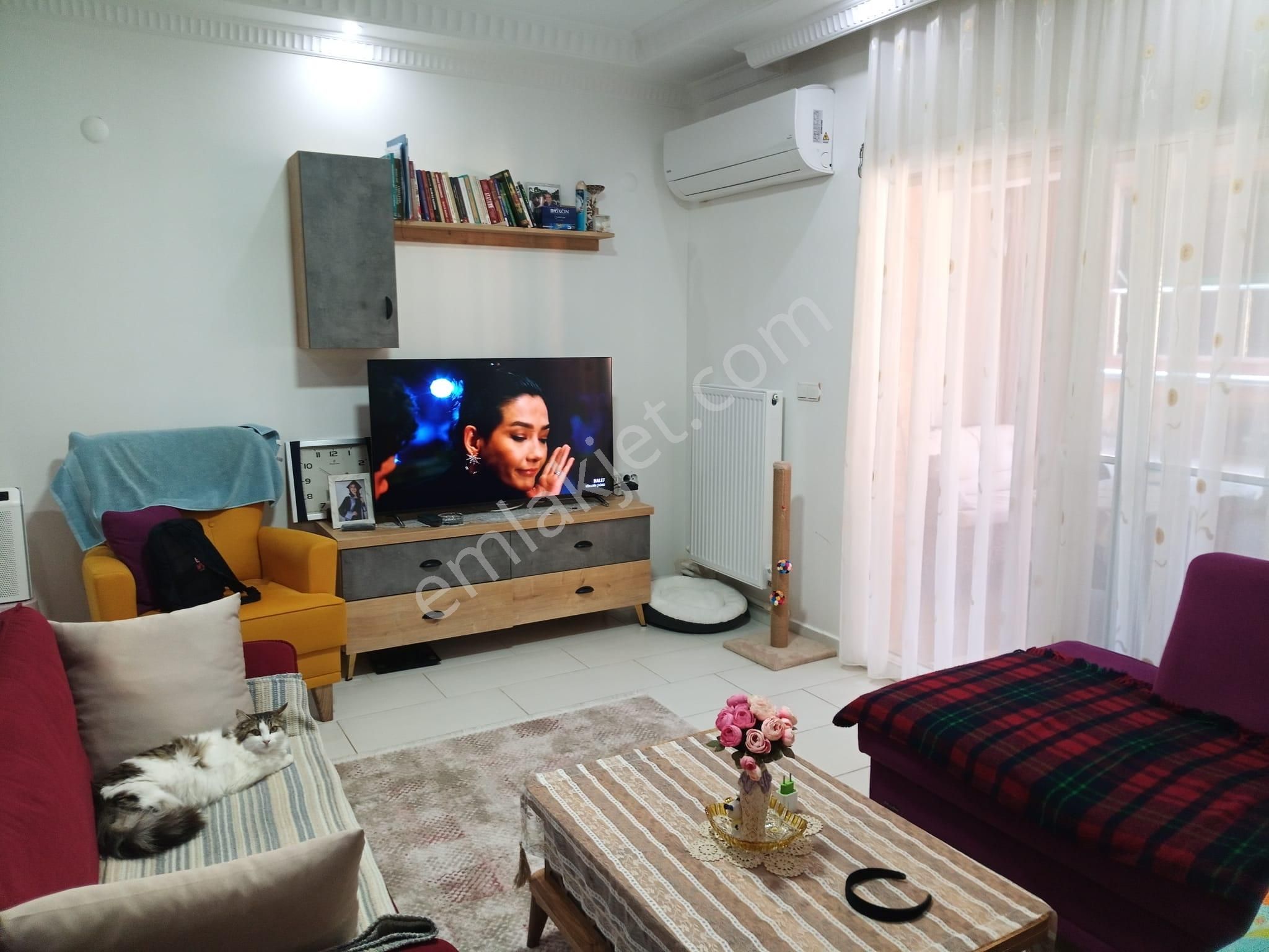 Kuşadası Ege Mahallesi’nde Satılık Kısmi Eşyalı 2+1 Bahçe Katı Daire - Görsel 5