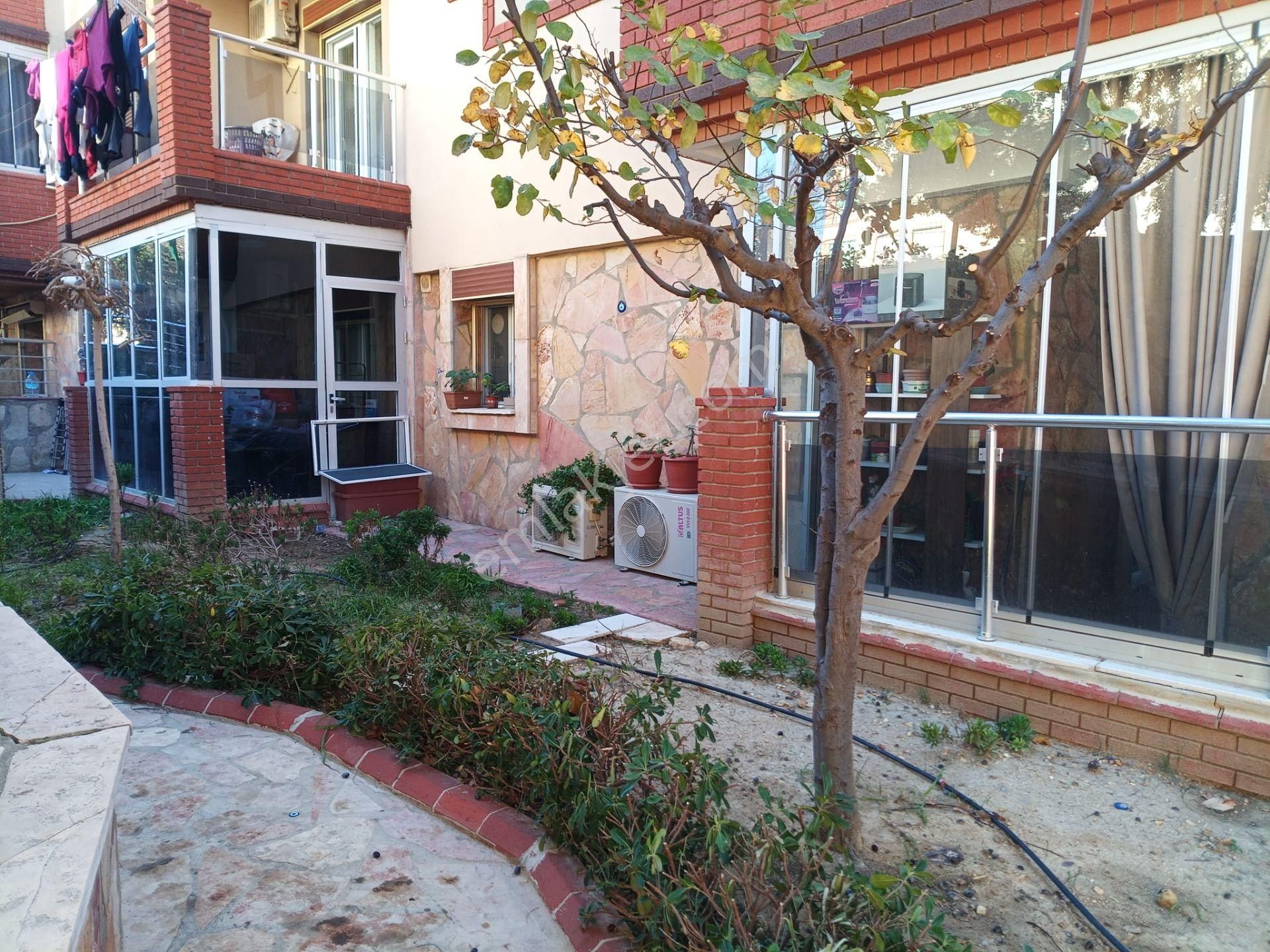 Kuşadası Ege Mahallesi’nde Satılık Kısmi Eşyalı 2+1 Bahçe Katı Daire - Görsel 17