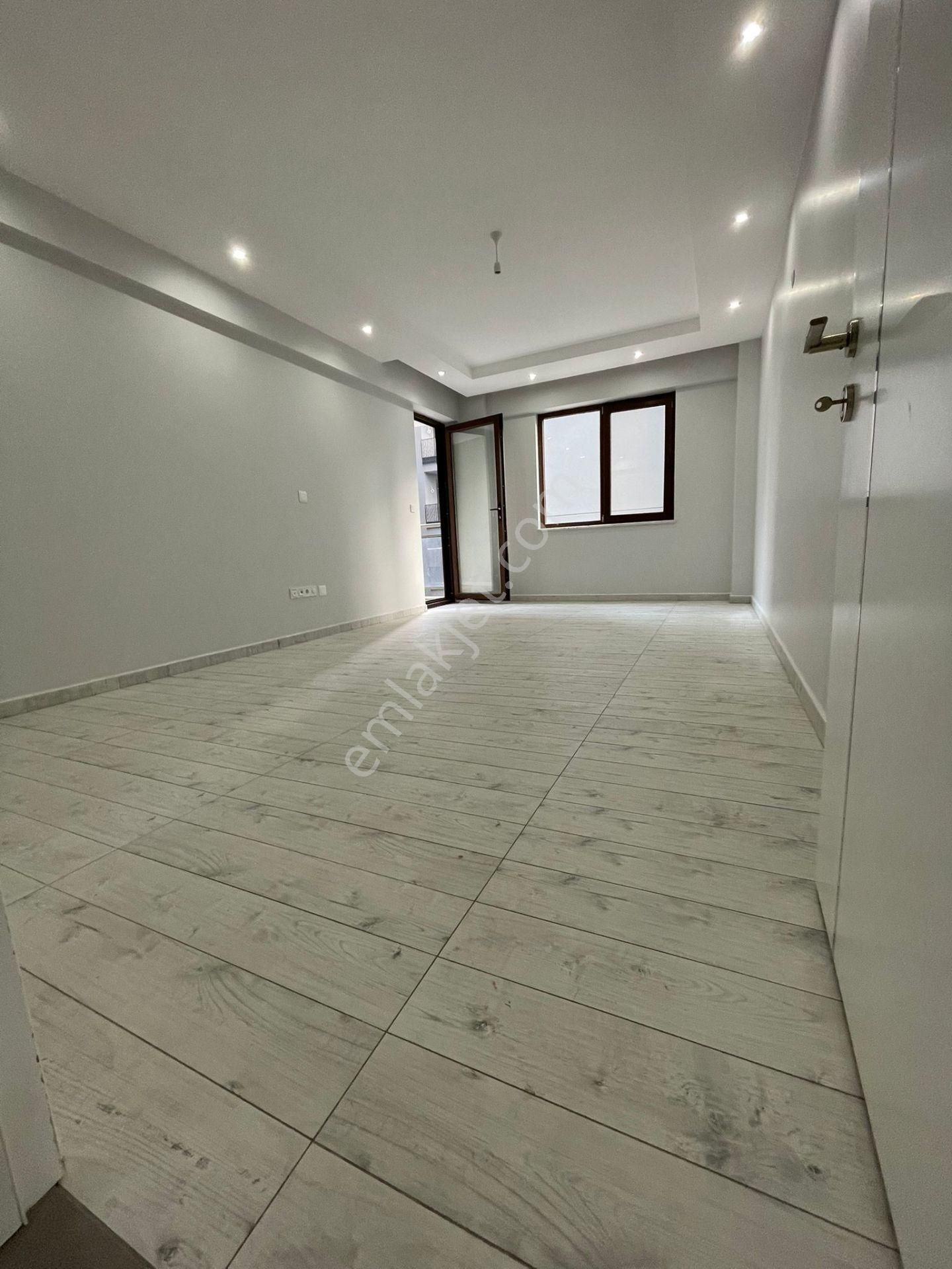 Karahasanlı'da 3+1 160m² Kiralık Lüks Daire - Görsel 6