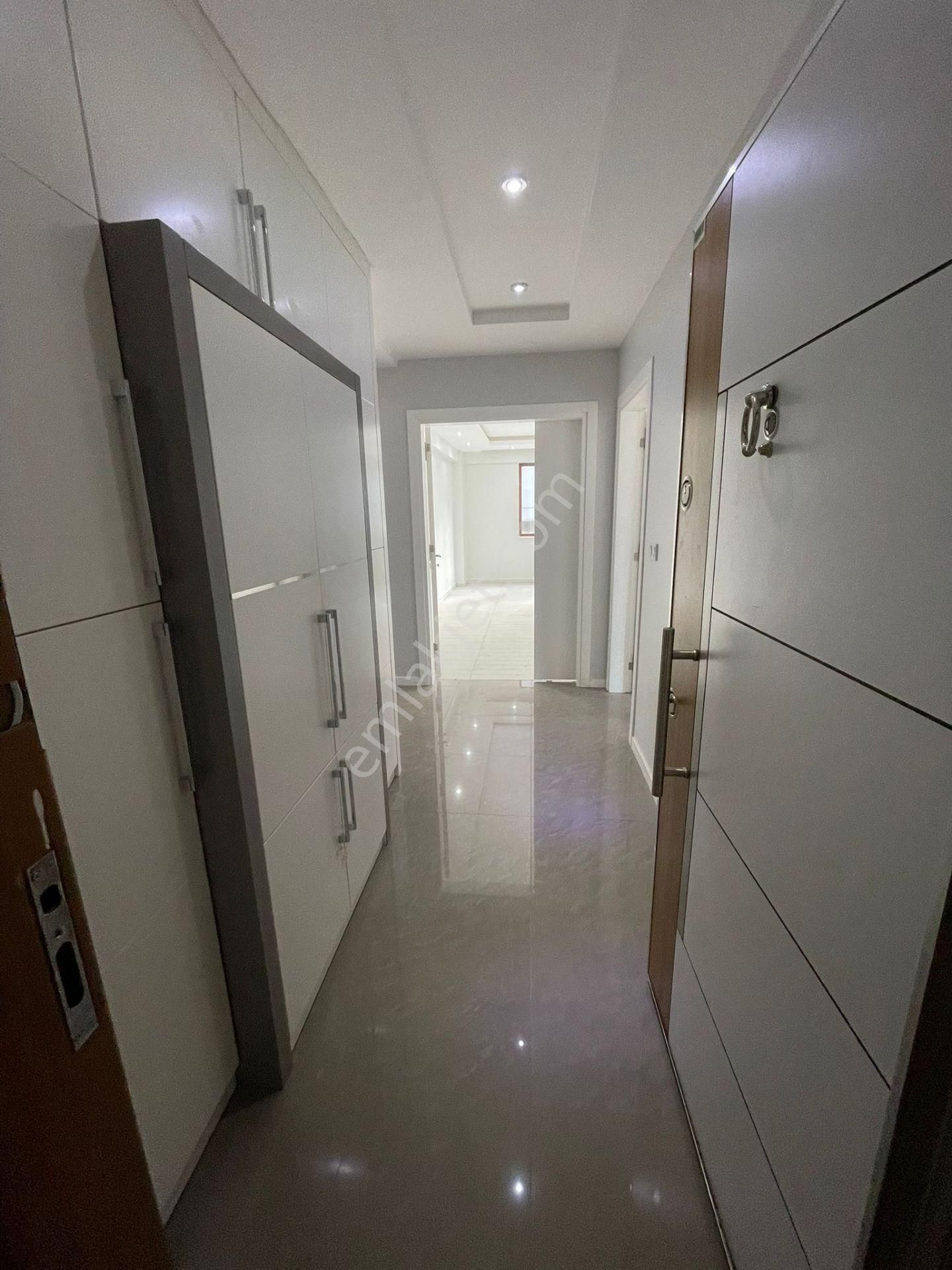 Karahasanlı'da 3+1 160m² Kiralık Lüks Daire - Görsel 3