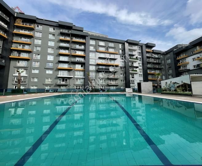 Metrobüs'ün Yanı Başında Muhteşem Fırsat Daire !!!