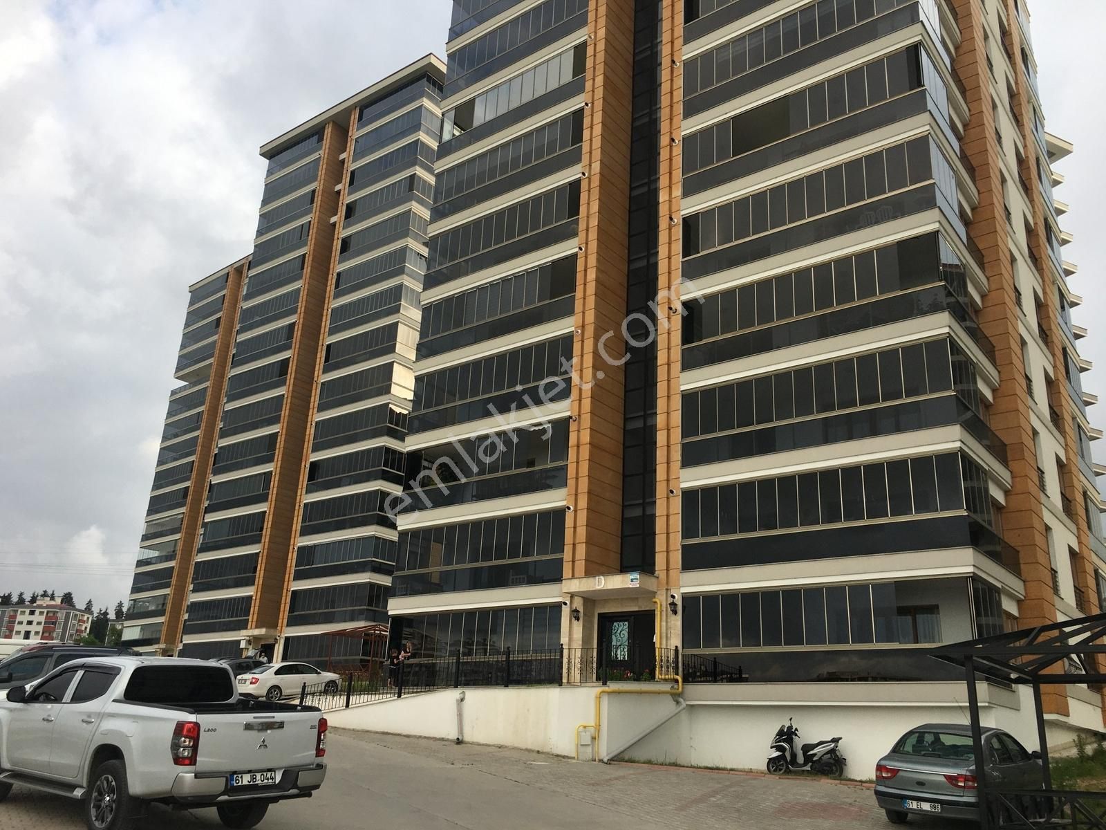Riva Gymdn Boztepe Bulvarkent Sitesinde 0 Dare 240 M2
