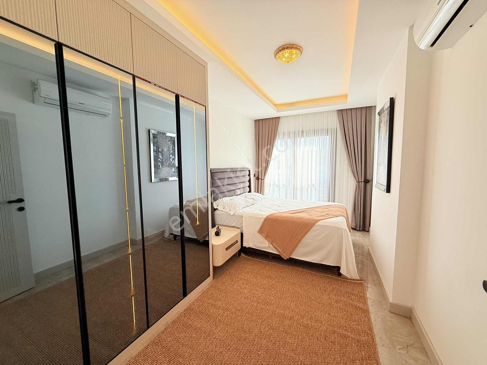 Altınkumda Denize 600 Mt Lüks Eşyalı Villa - Görsel 22