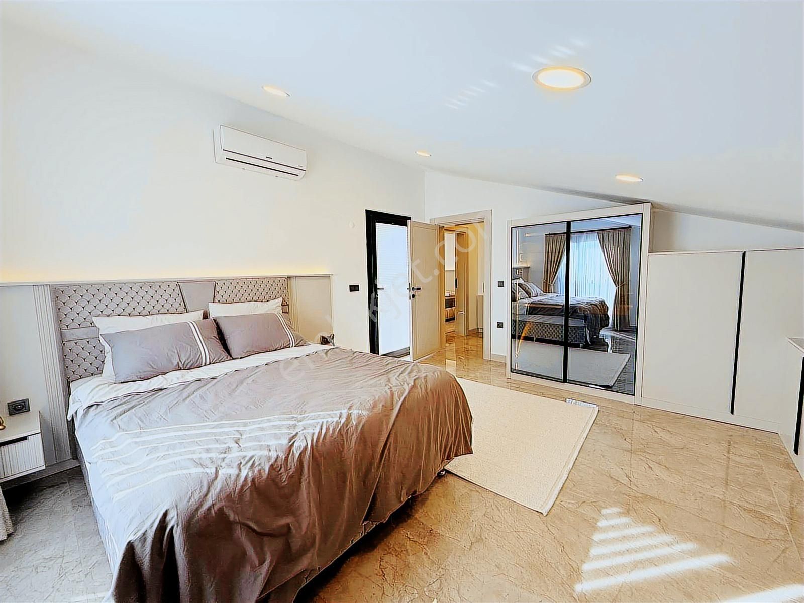 Altınkumda Denize 600 Mt Lüks Eşyalı Villa - Görsel 14