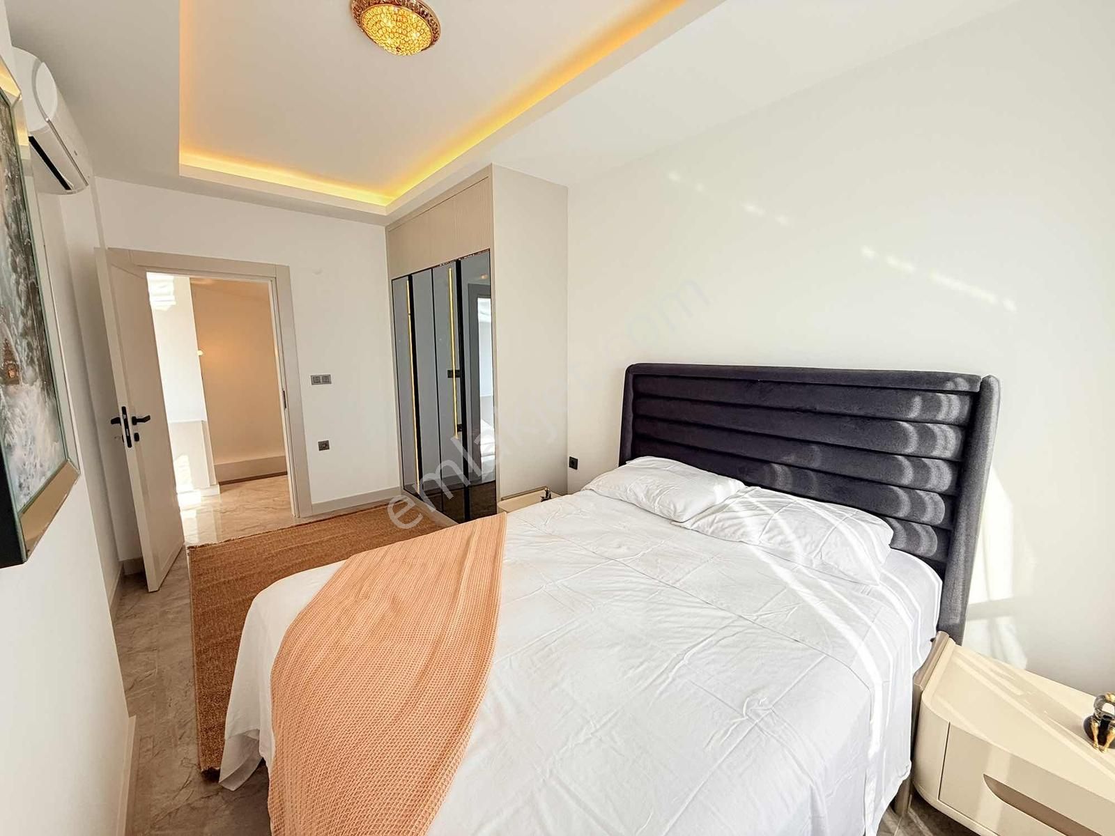 Altınkumda Denize 600 Mt Lüks Eşyalı Villa - Görsel 23