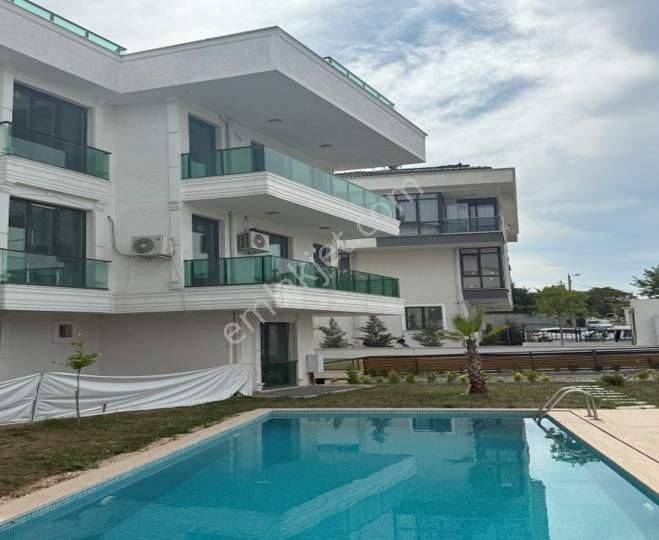 Büyükçekmece Albatros Üstü Deniz Manzaralı Lüks Daire - Görsel 4
