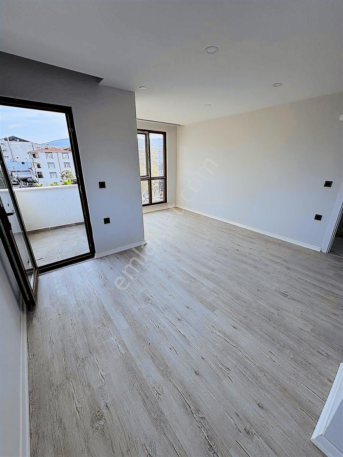 Sultanbeyli Turgut Reis Yeni Bina 2+1 Daire - Görsel 2