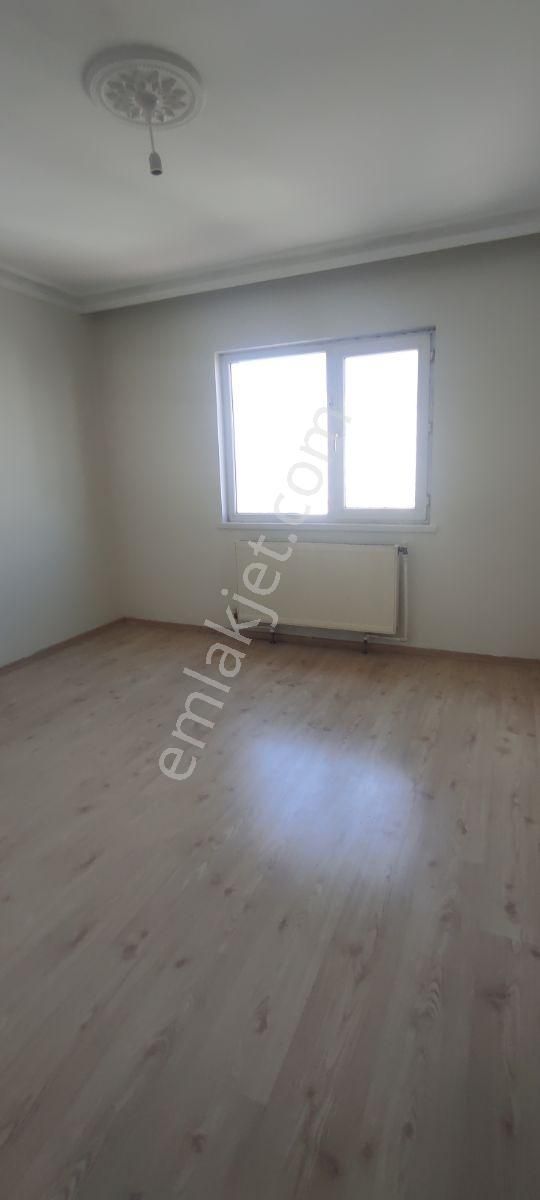 Eryaman Güzelkentte Boş Cadde Üzeri Satılık 3+1 - Görsel 32