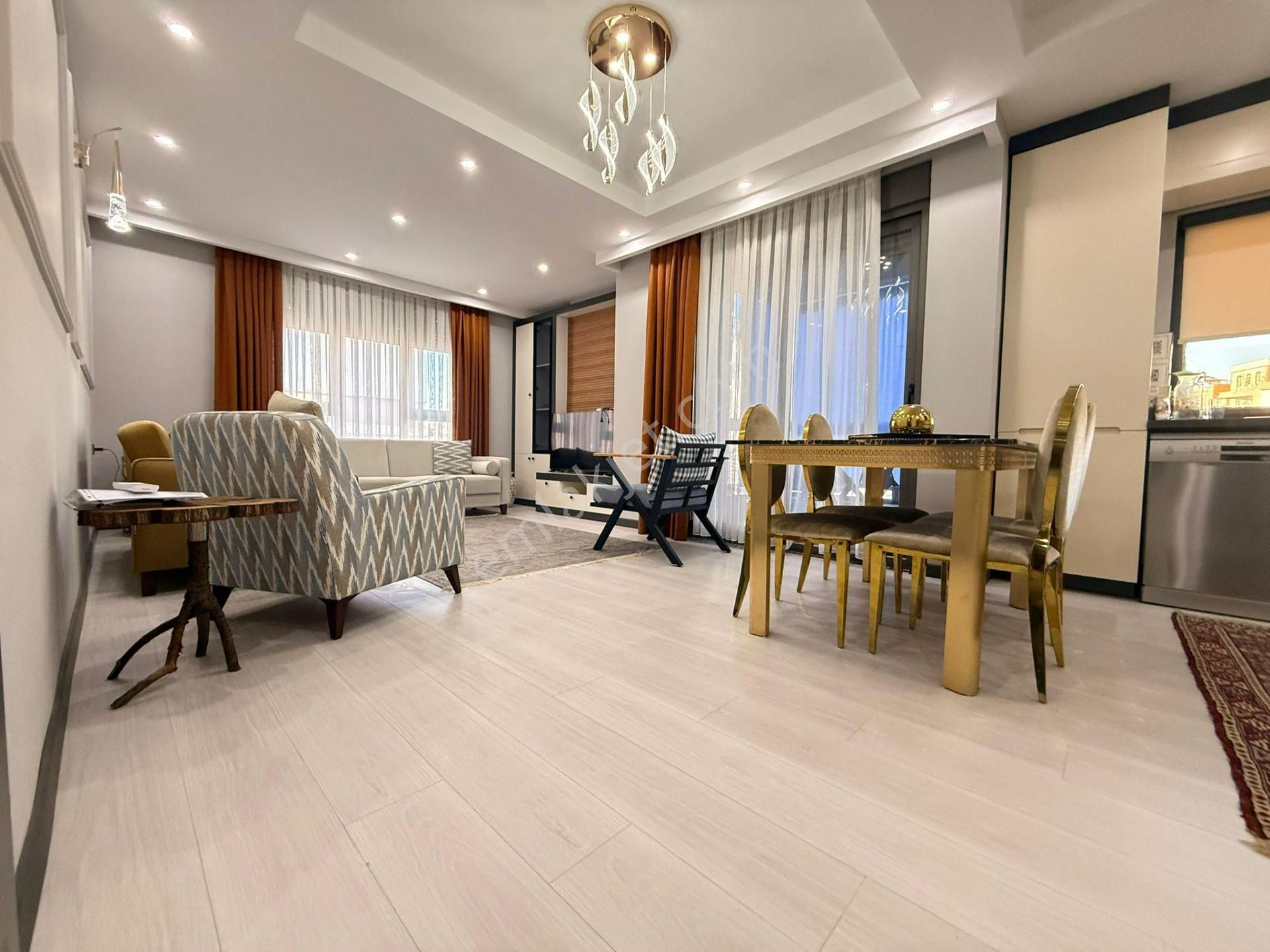 Meydan Kavağı Mah.fuull Krediye Açık Doğalgazlı 2+1 100m2 Daire - Görsel 3