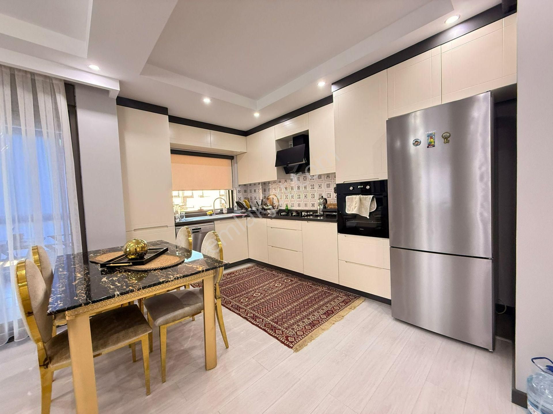 Meydan Kavağı Mah.fuull Krediye Açık Doğalgazlı 2+1 100m2 Daire - Görsel 2