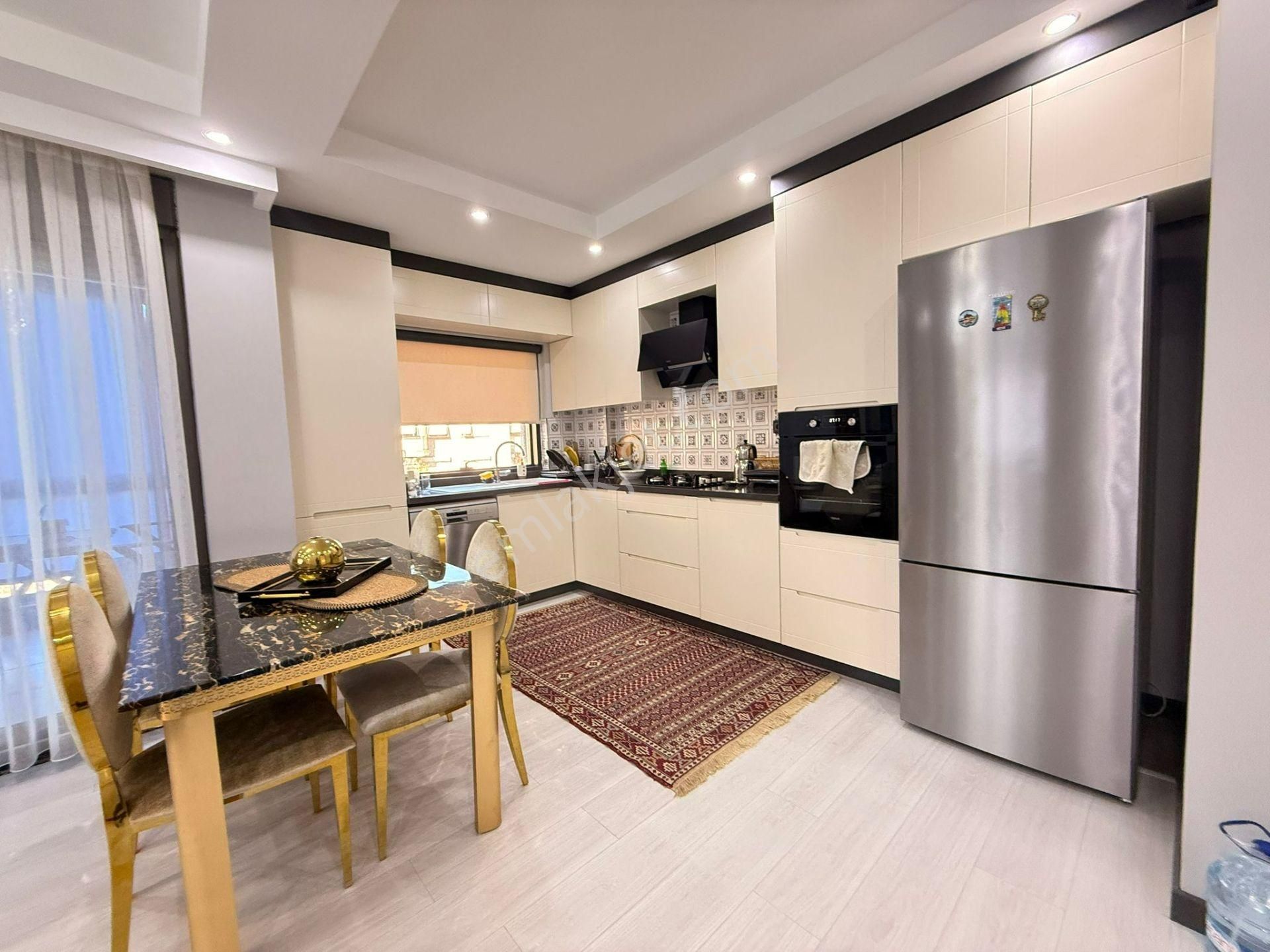 Meydan Kavağı Mah.fuull Krediye Açık Doğalgazlı 2+1 100m2 Daire - Görsel 5