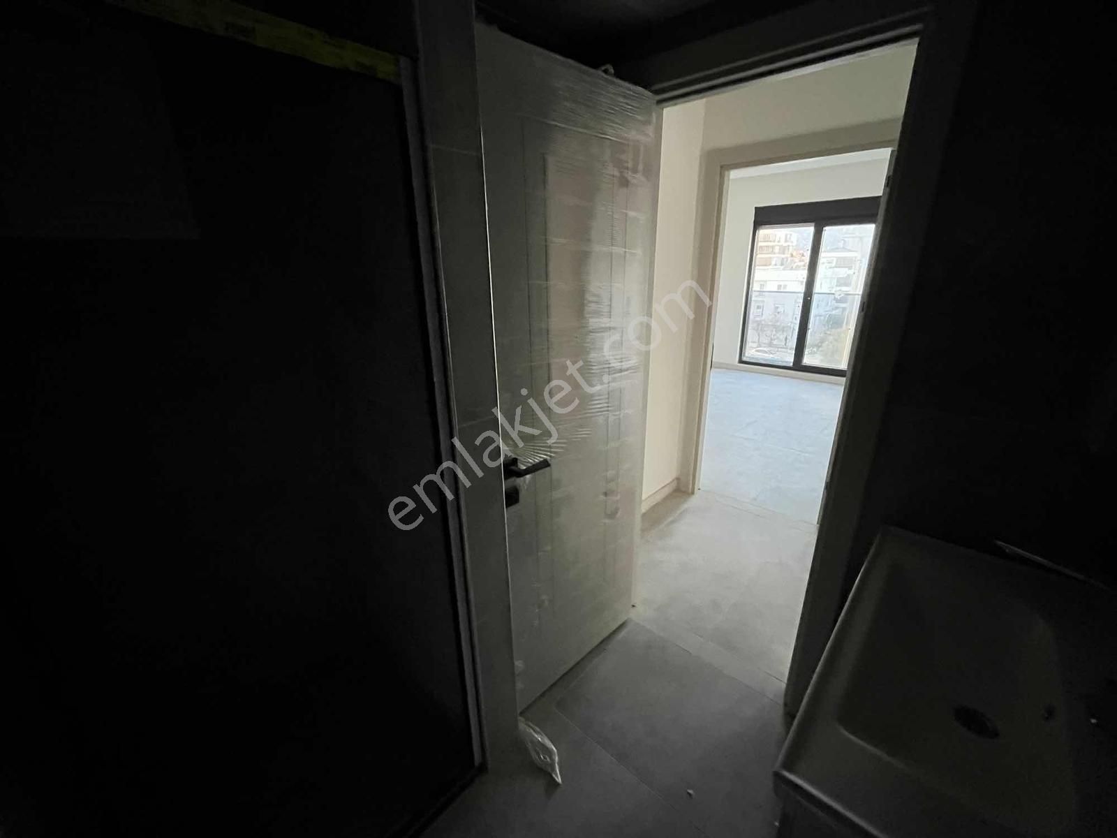 Balo Gayrimenkul'den Acil Döşemealtı Havuzlu Site 2+1 Daire - Görsel 8