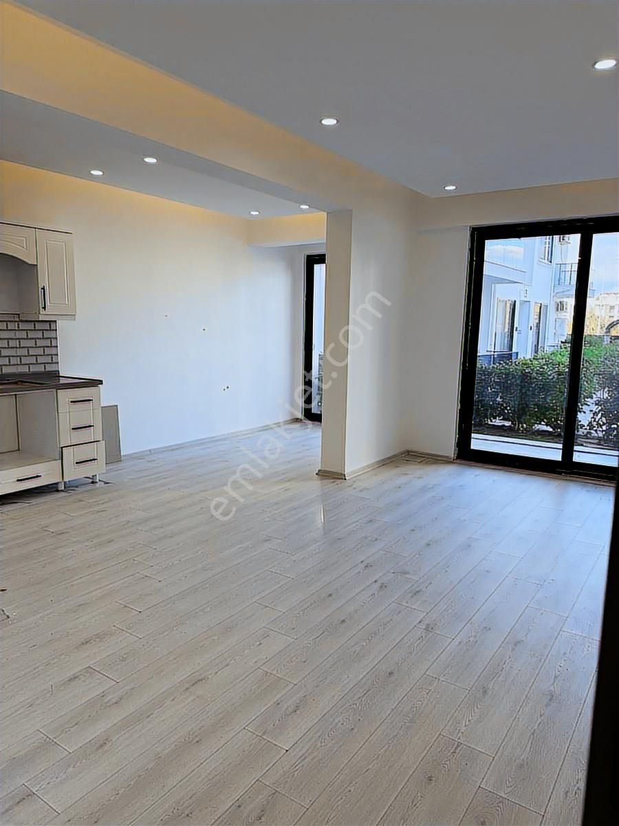 Grow Emlak Satılık Havuzlu 1+1 Geniş Bahçeli Daire - Görsel 3