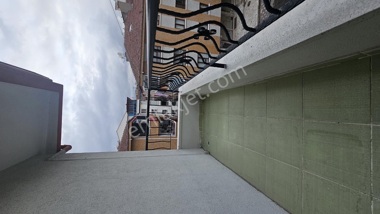 İstasyon Cadde Yanı Katta 3+1 Temiz Kiralık Daire - Görsel 13