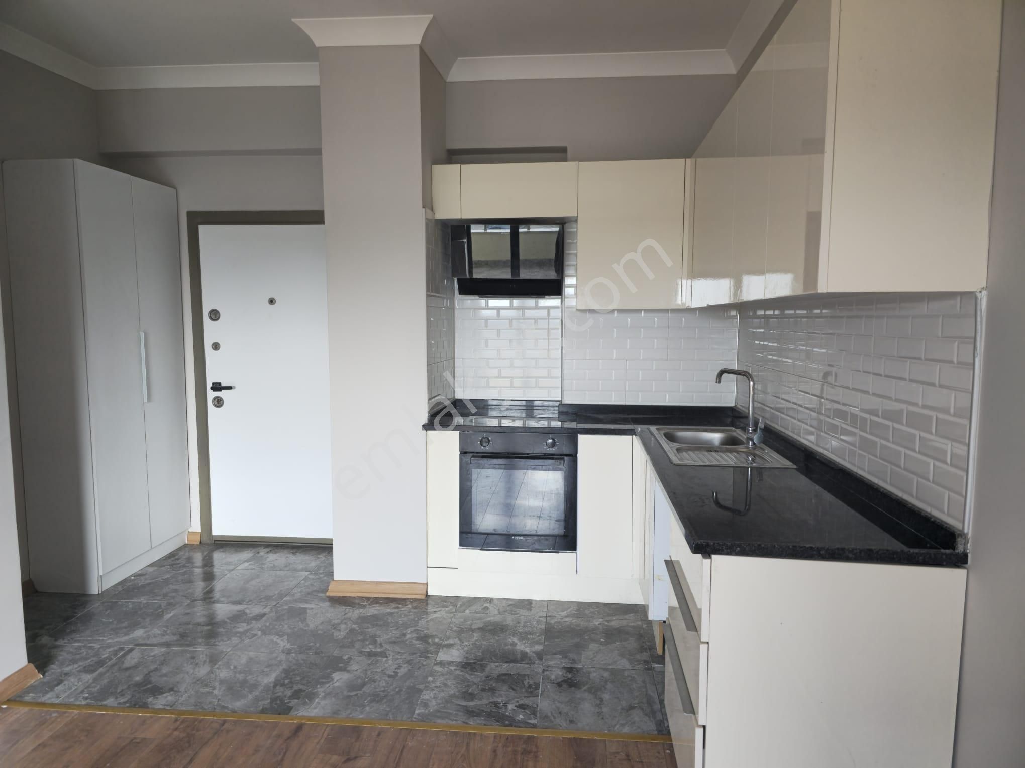 Çorlu- Hatip Mah.ulus Residance Ara Kat Satılık 1+1 Daire