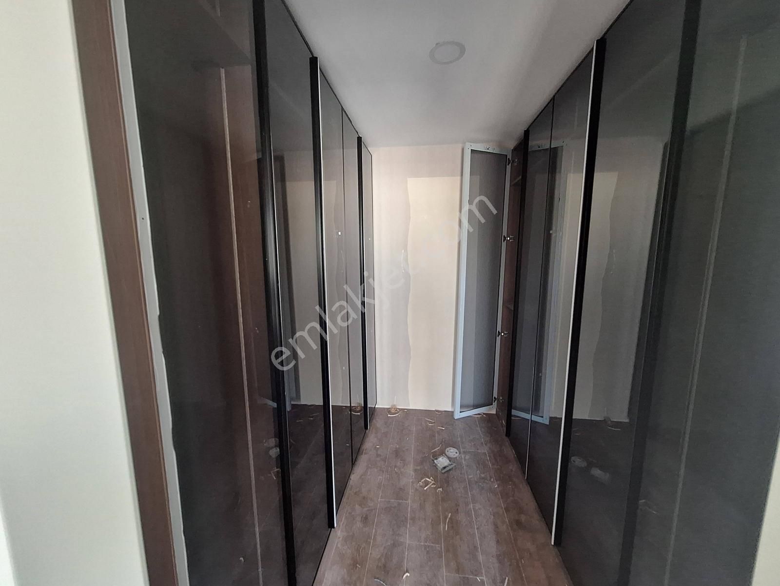 Yuva Mahallesinde Satılık Ferah Lüks 4+1 Daire - Görsel 12