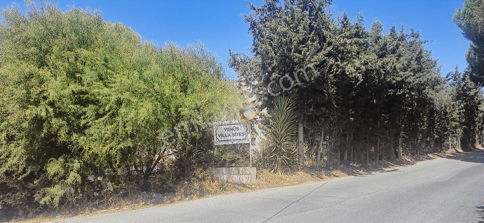 Çeşme Venüs Sitesinde, Denize Sıfır Kiralık 3+1 Villa - Görsel 12