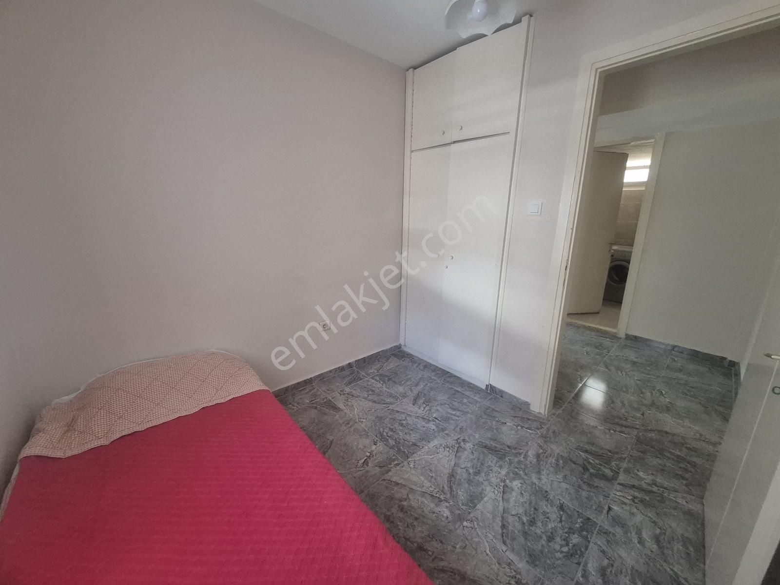 Çeşme Venüs Sitesinde, Denize Sıfır Kiralık 3+1 Villa - Görsel 10