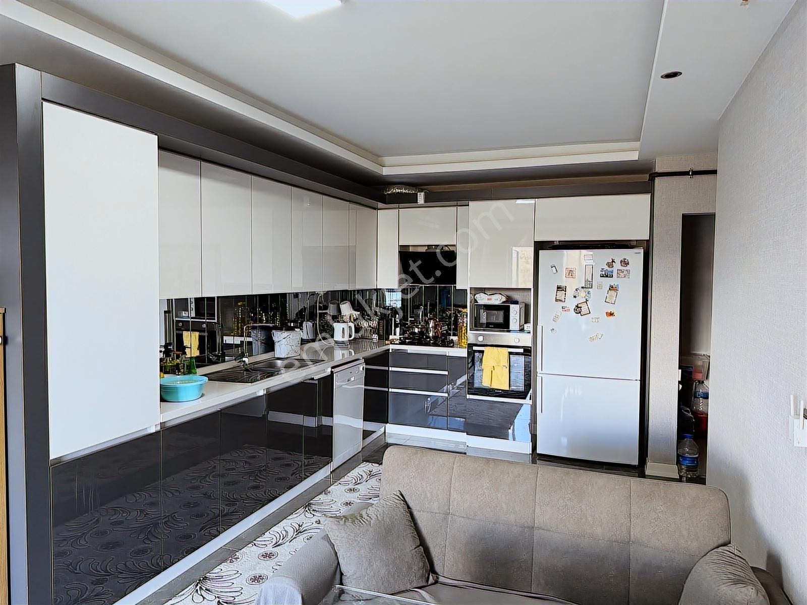 Havuz,güvenlik,manzara,4+1,geniş Mutfak,teras Balkon,kredye Açık - Görsel 26