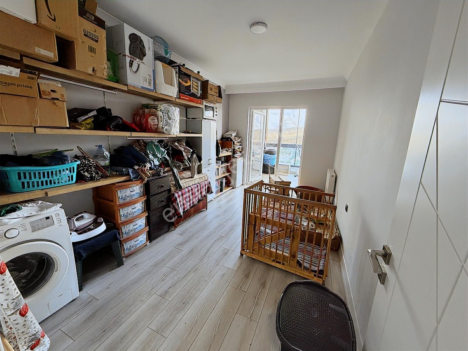 Havuz,güvenlik,manzara,4+1,geniş Mutfak,teras Balkon,kredye Açık - Görsel 4