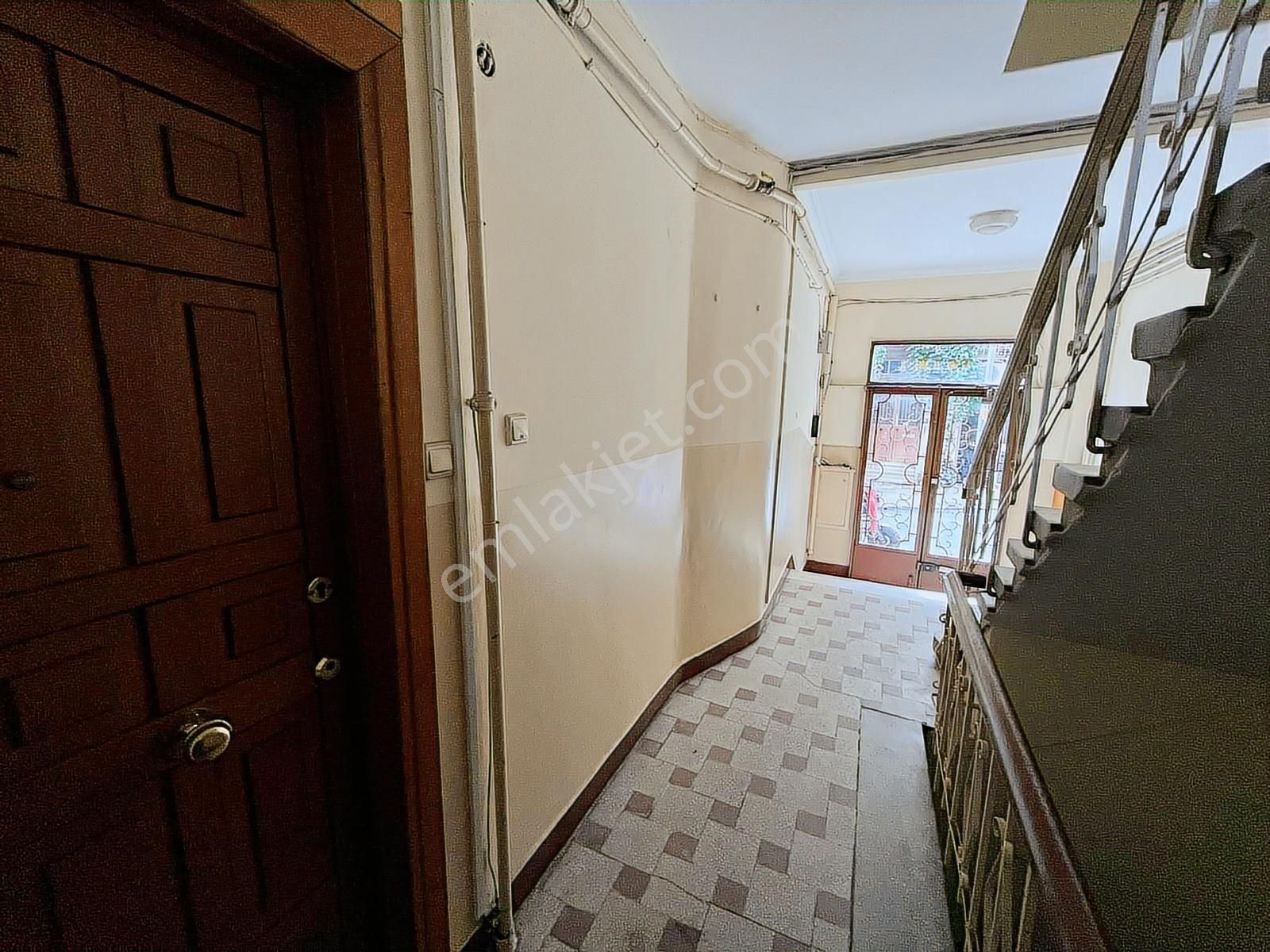 Şişli Baruthane Cad. Çift Cepheli Balkonlu 2+1 Satılık - Görsel 11