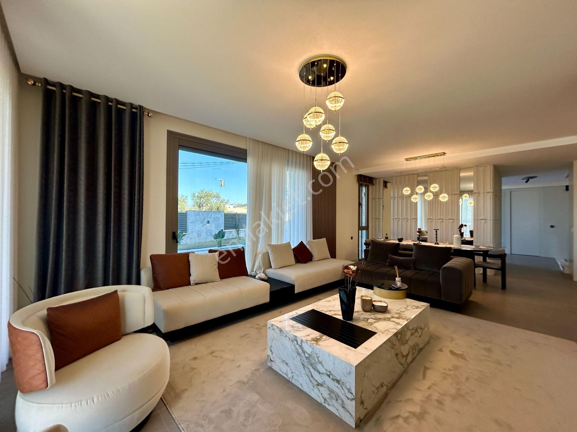 Kuşadası Soğucak Bölgesınde Panorama Premıum'da Satılık Ultra Lüks Vılla - Görsel 3