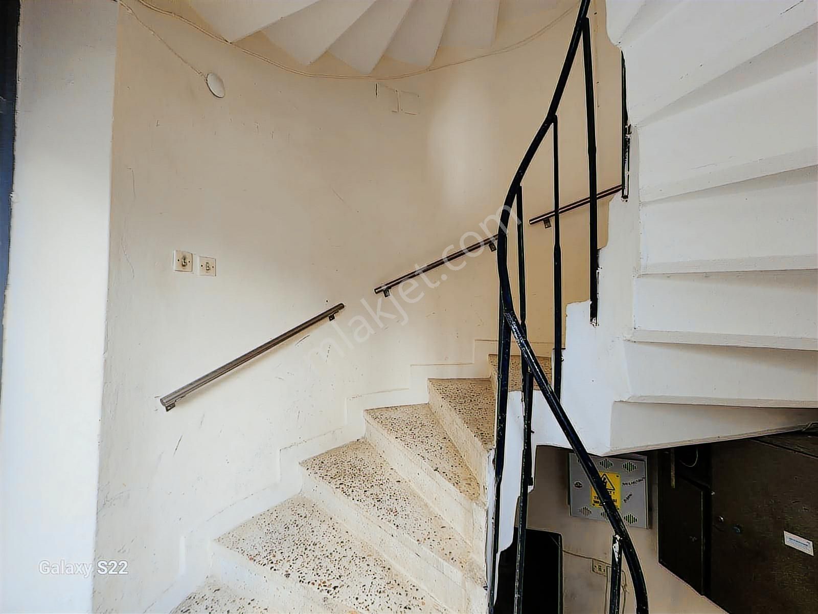 Antalya Işıklar 'da Merkezi Konumda 3+1 Kiralık Daire - Görsel 23