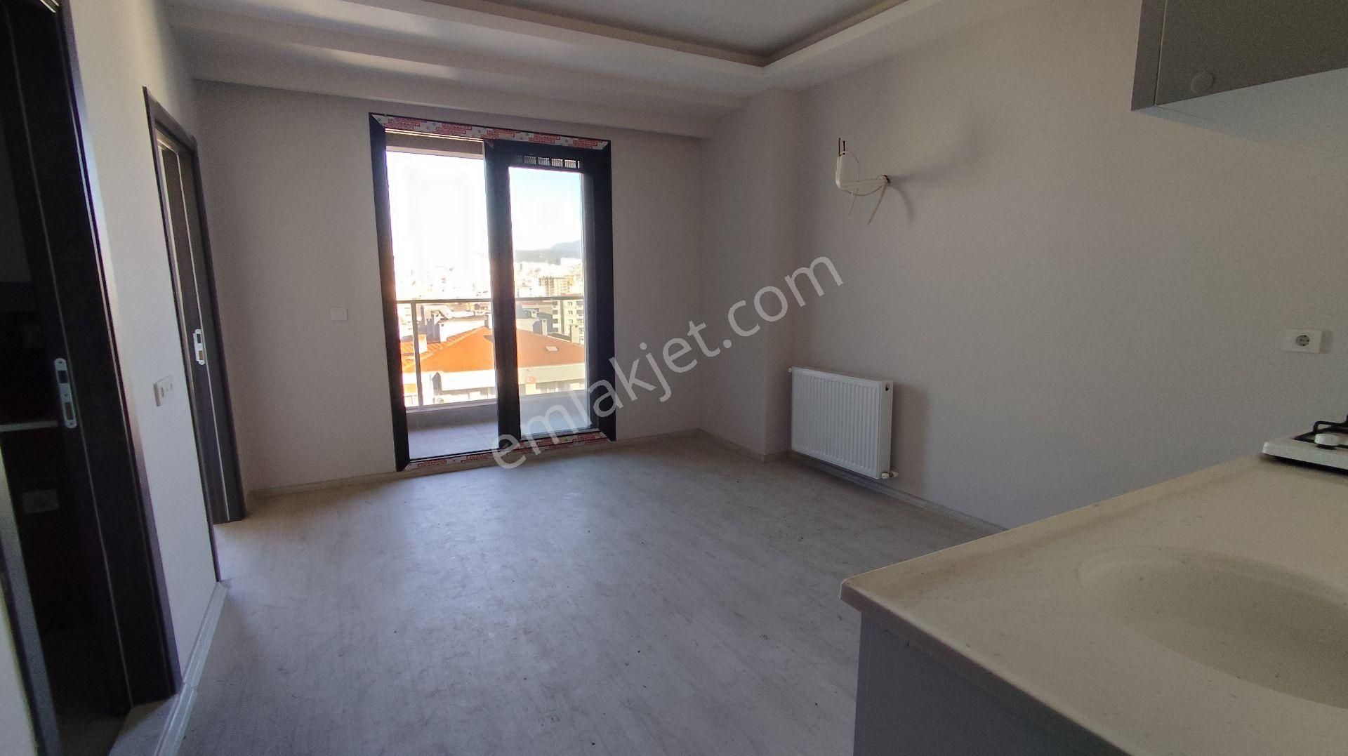 Turyap Buca'dan Satılık 1+1 Havuzlu Site İçinde Lüks Daire - Görsel 11
