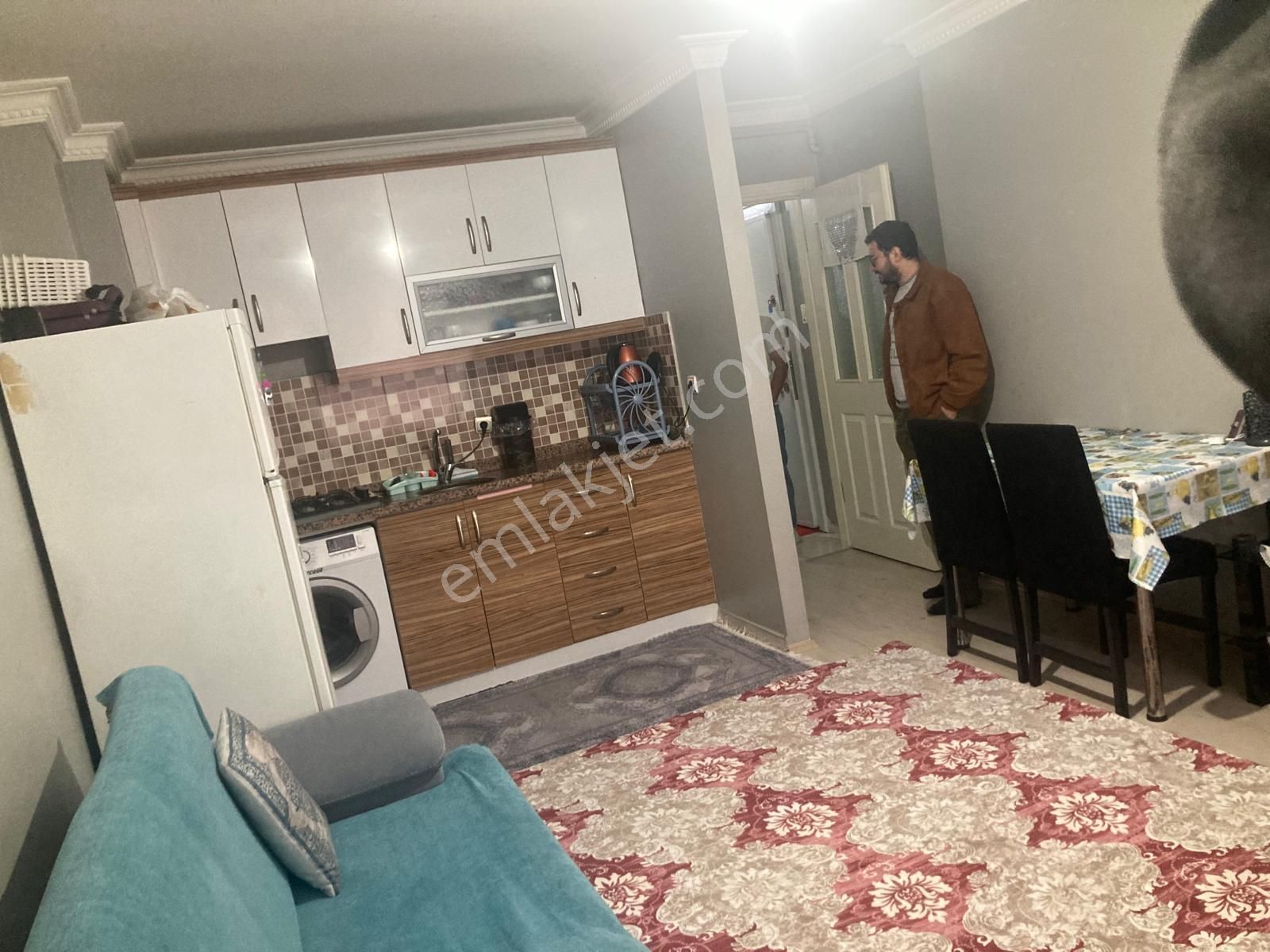 Esenyurt Balıkyolu 2+1 Yüksek Giriş Açık Mutfak Kombili 10yıllık - Görsel 4