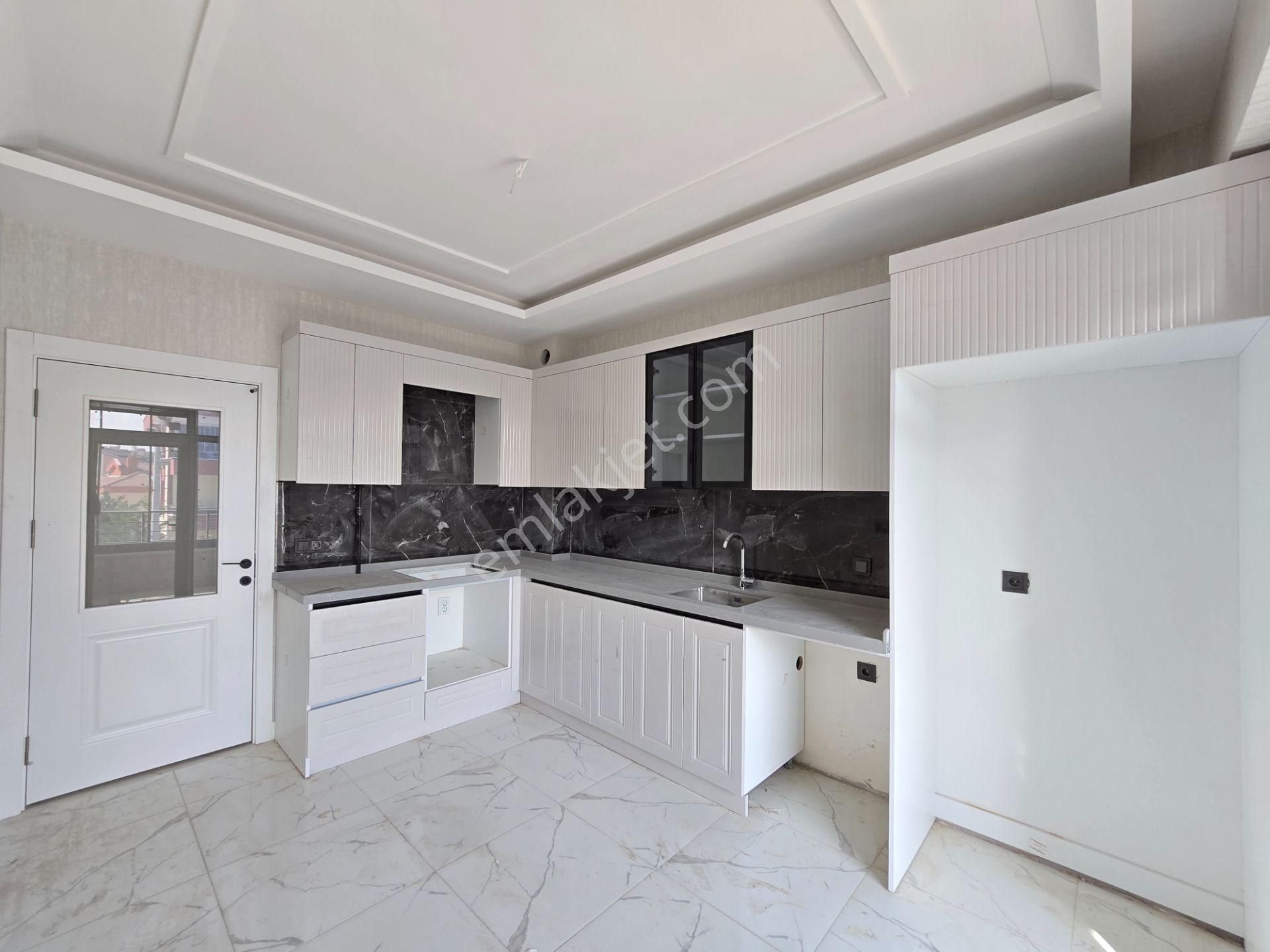 Alemdar Cad. Yakın Merkezi Lokasyonda Site İçerisinde 2+1 Daire - Görsel 16