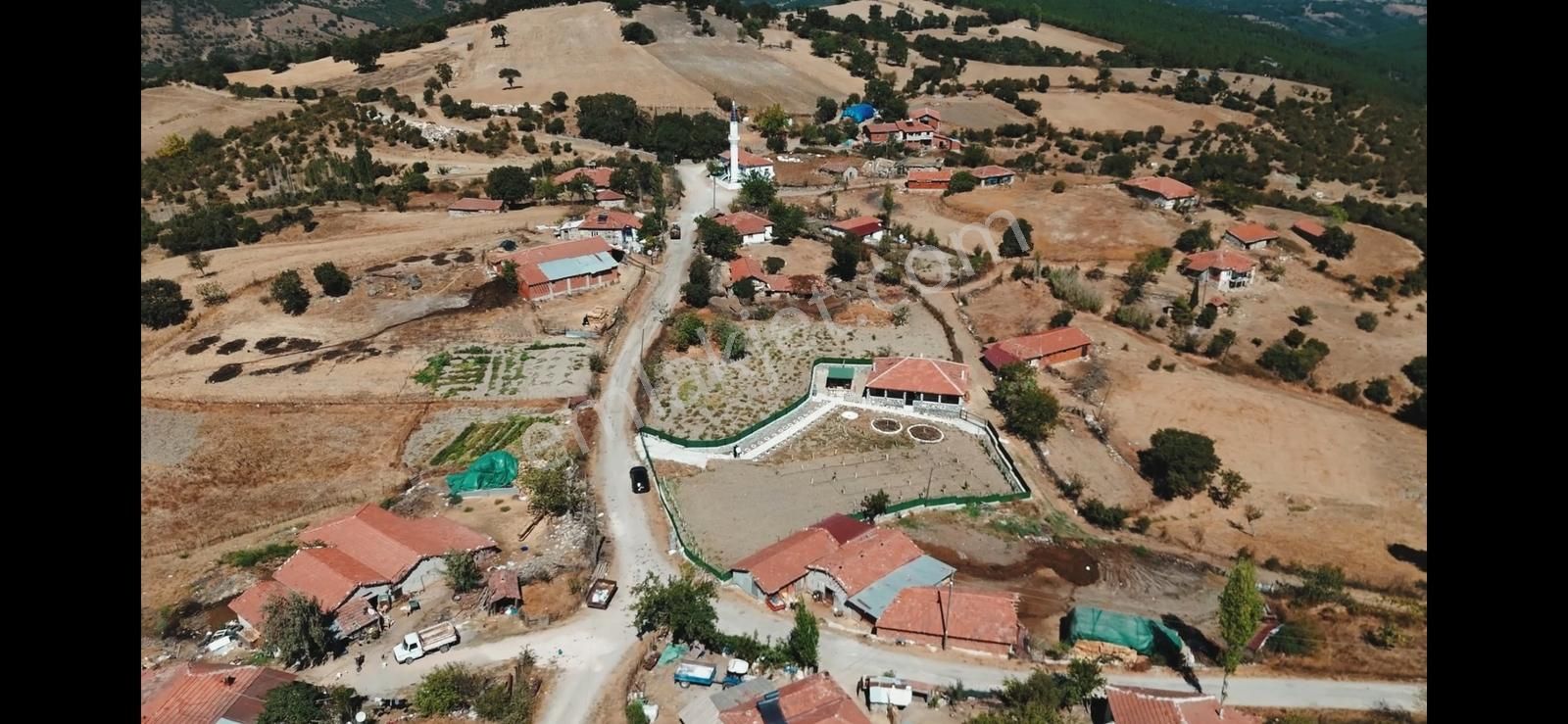 Balıkesir Savaştepe Pelitcikde Satılık Taş Ev Ve Bahçesi(1489m²) - Görsel 12