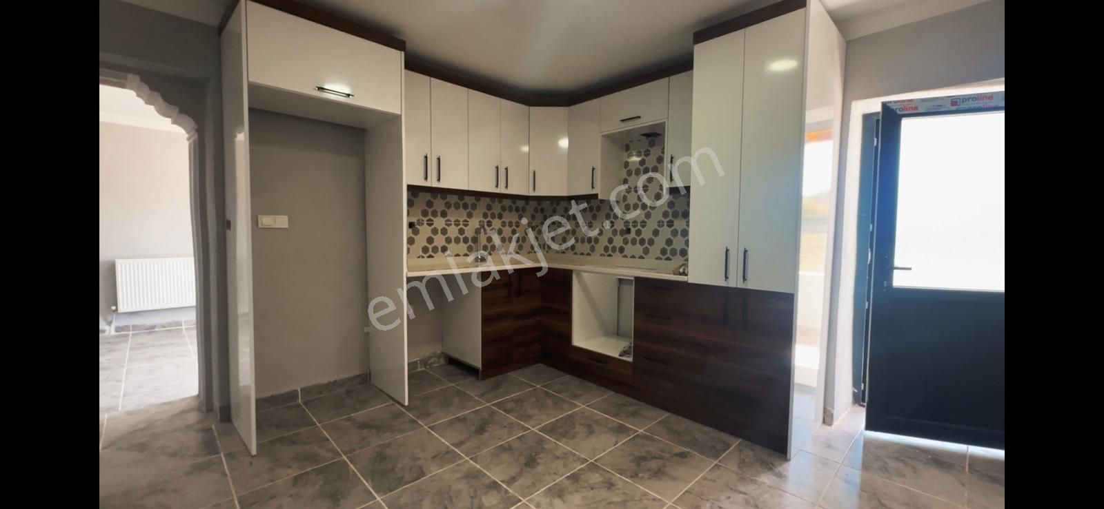 Balıkesir Savaştepe Pelitcikde Satılık Taş Ev Ve Bahçesi(1489m²) - Görsel 26