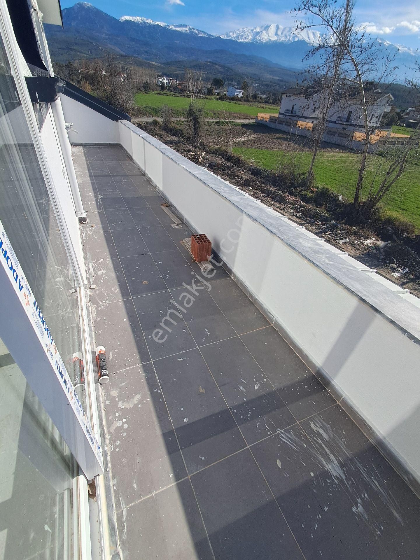 Seydikemer Gerişburnunda Satılık 3+1 Dublex Daıre - Görsel 13