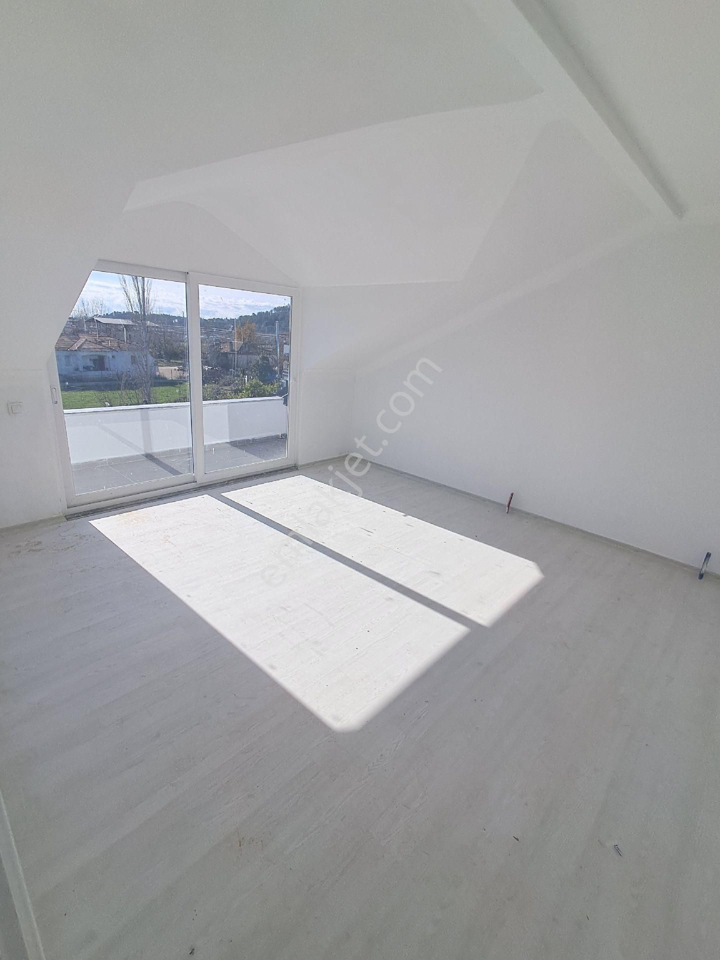 Seydikemer Gerişburnunda Satılık 3+1 Dublex Daıre - Görsel 10